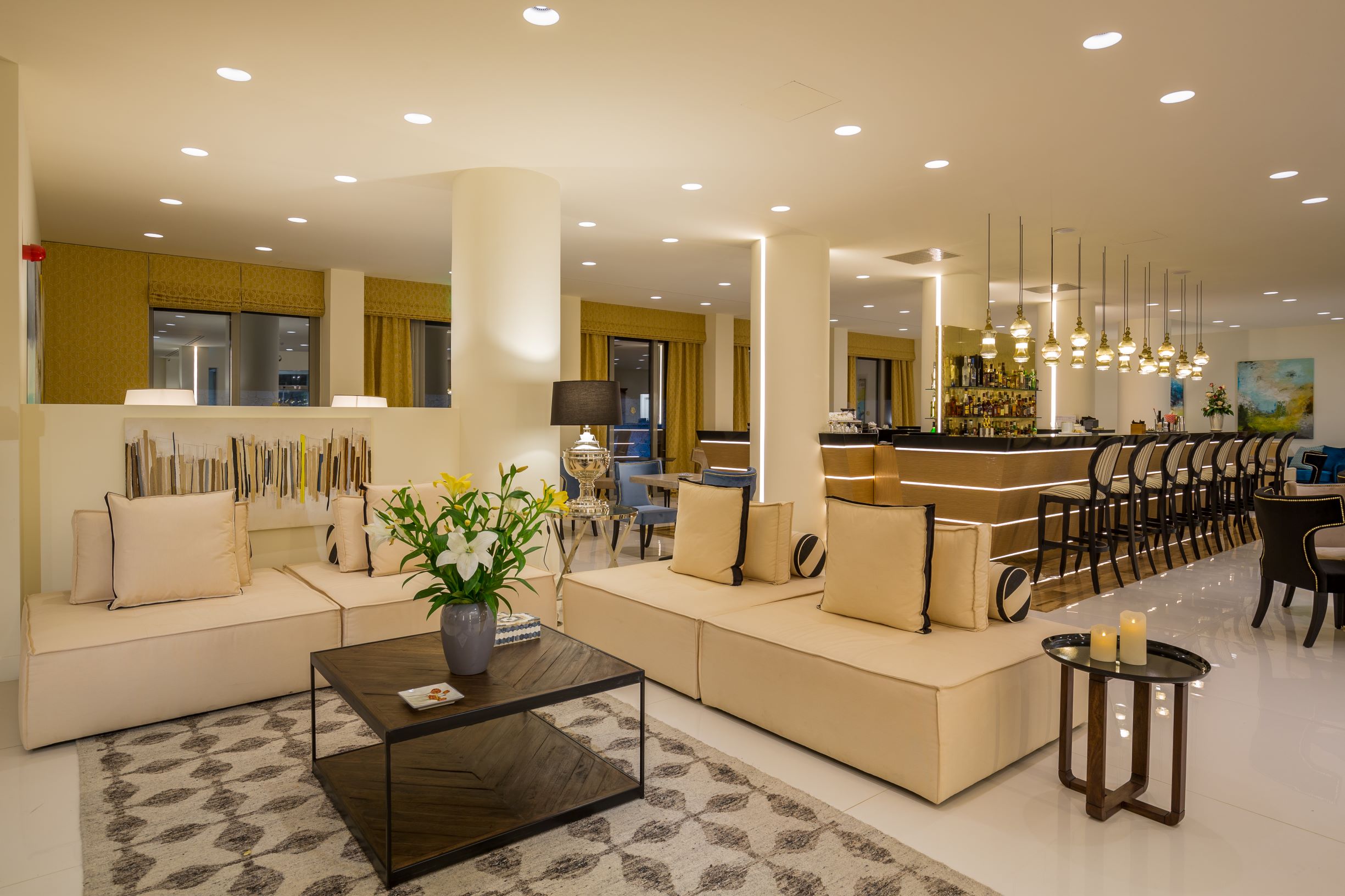 MAIN LOBBY