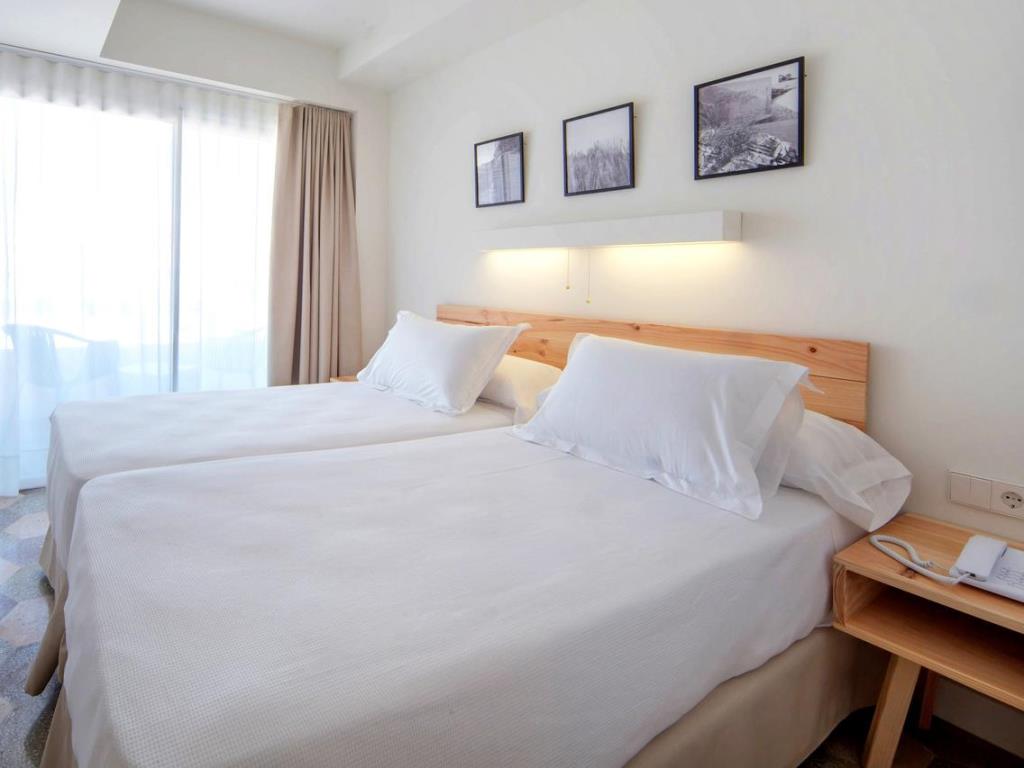 DOUBLE ROOM BALCONY