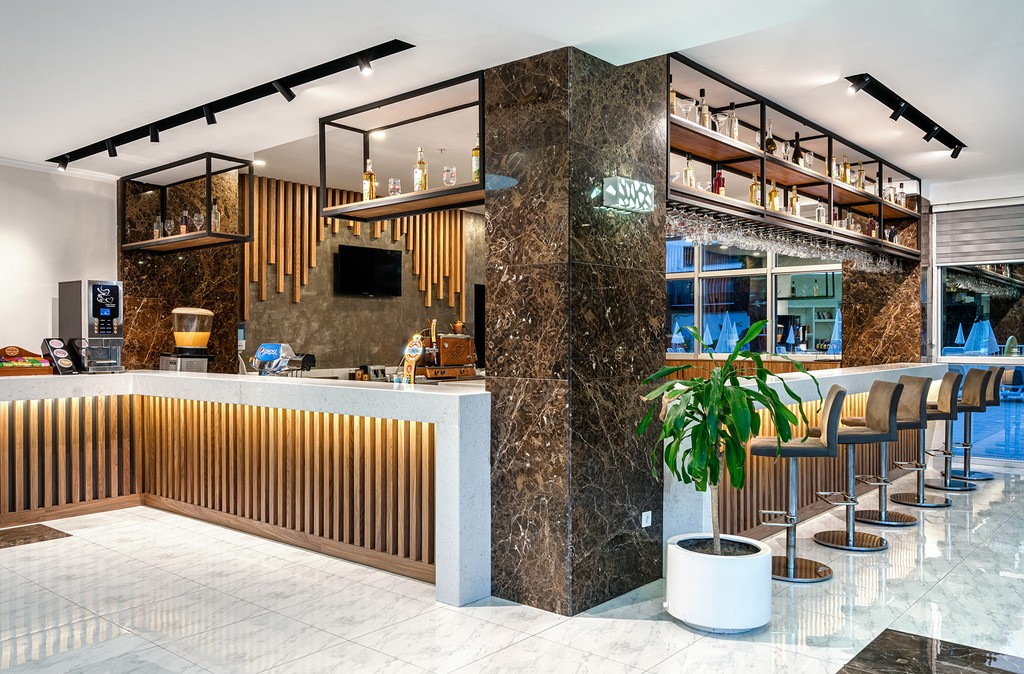 Beach Bar