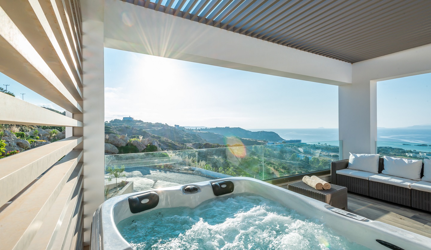 Junior Jacuzzi Suite sea view