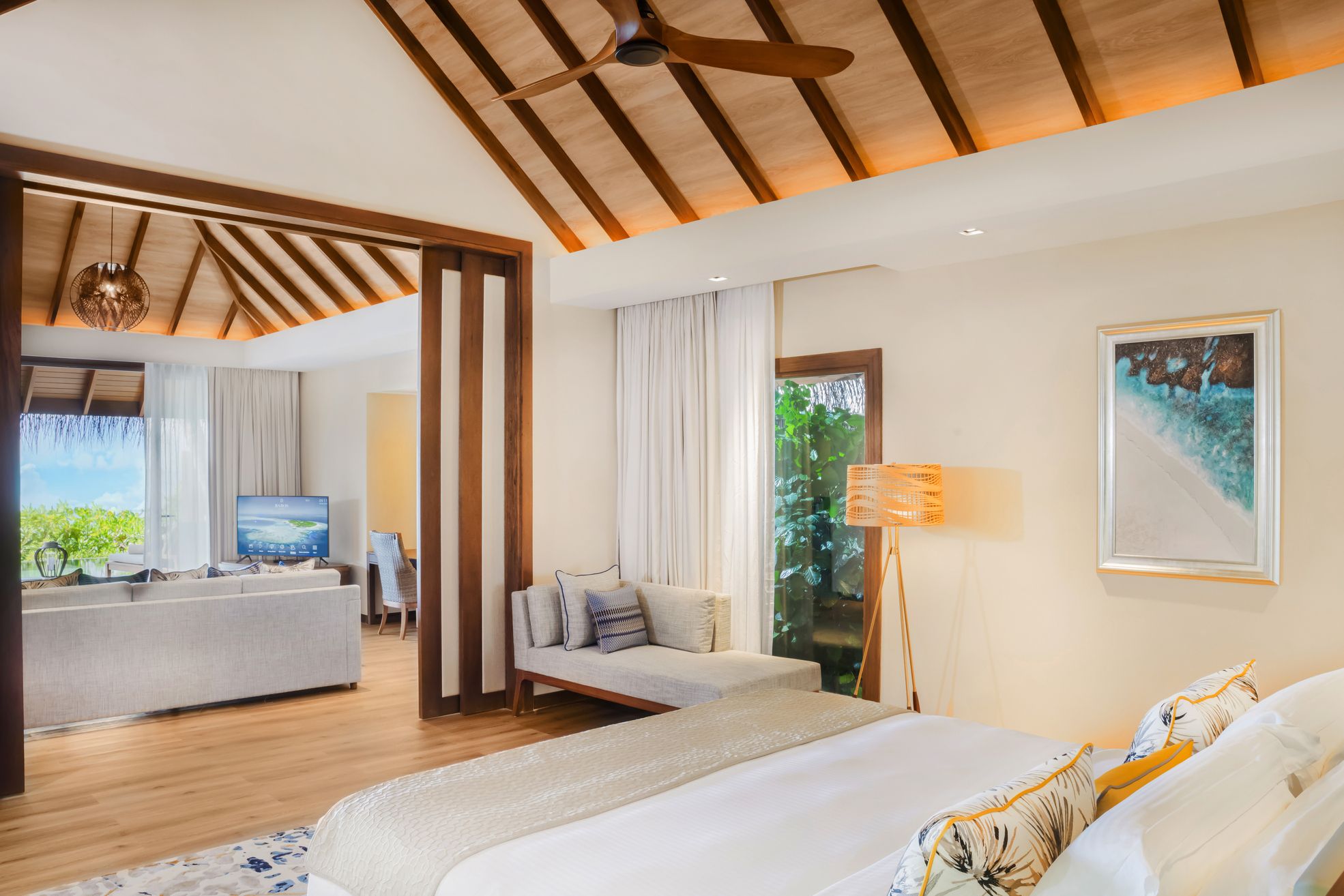BAROS SUITE WITH PRIVATE POOL