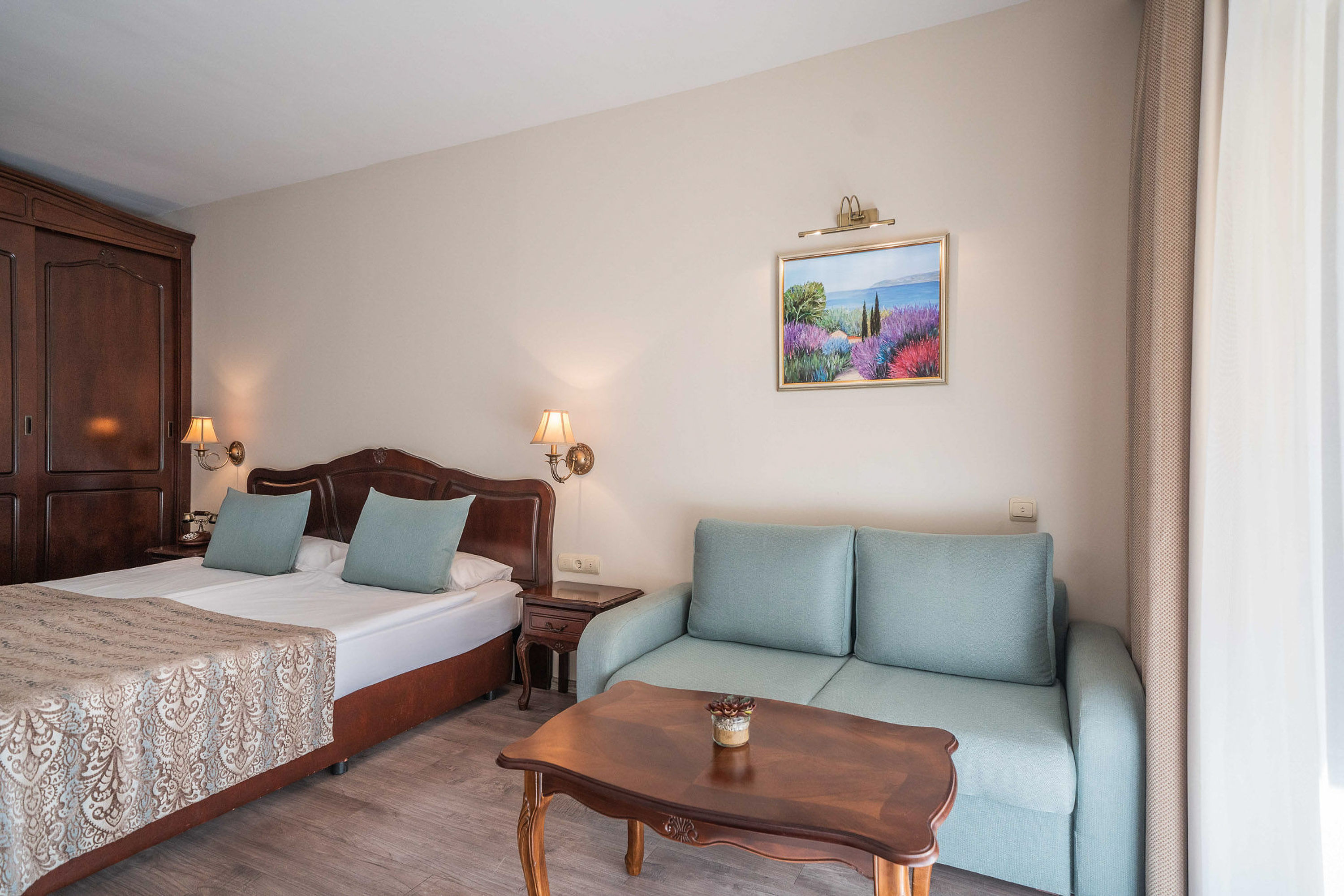 Deluxe Room 2+2