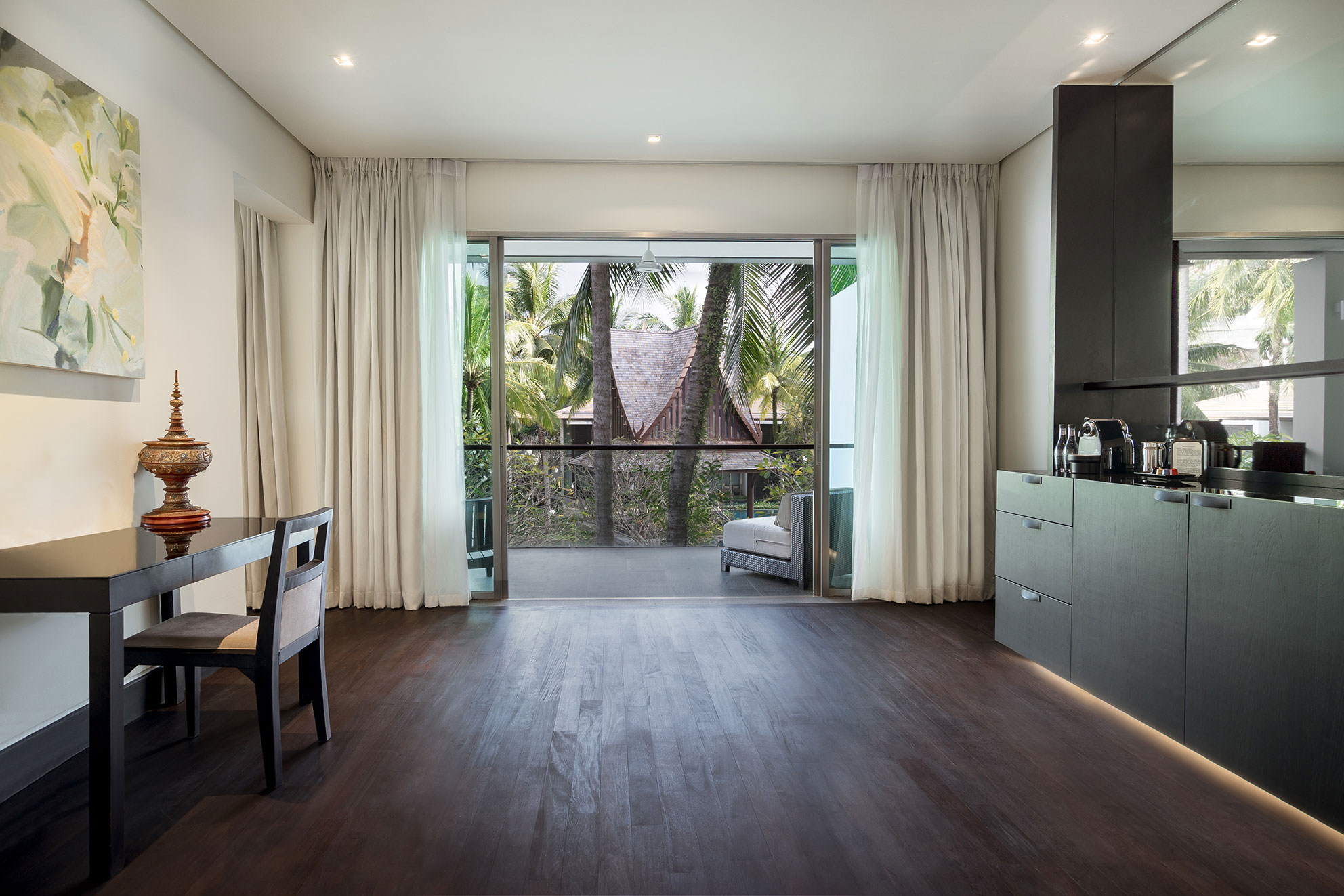 1 Bedroom Palm Suite