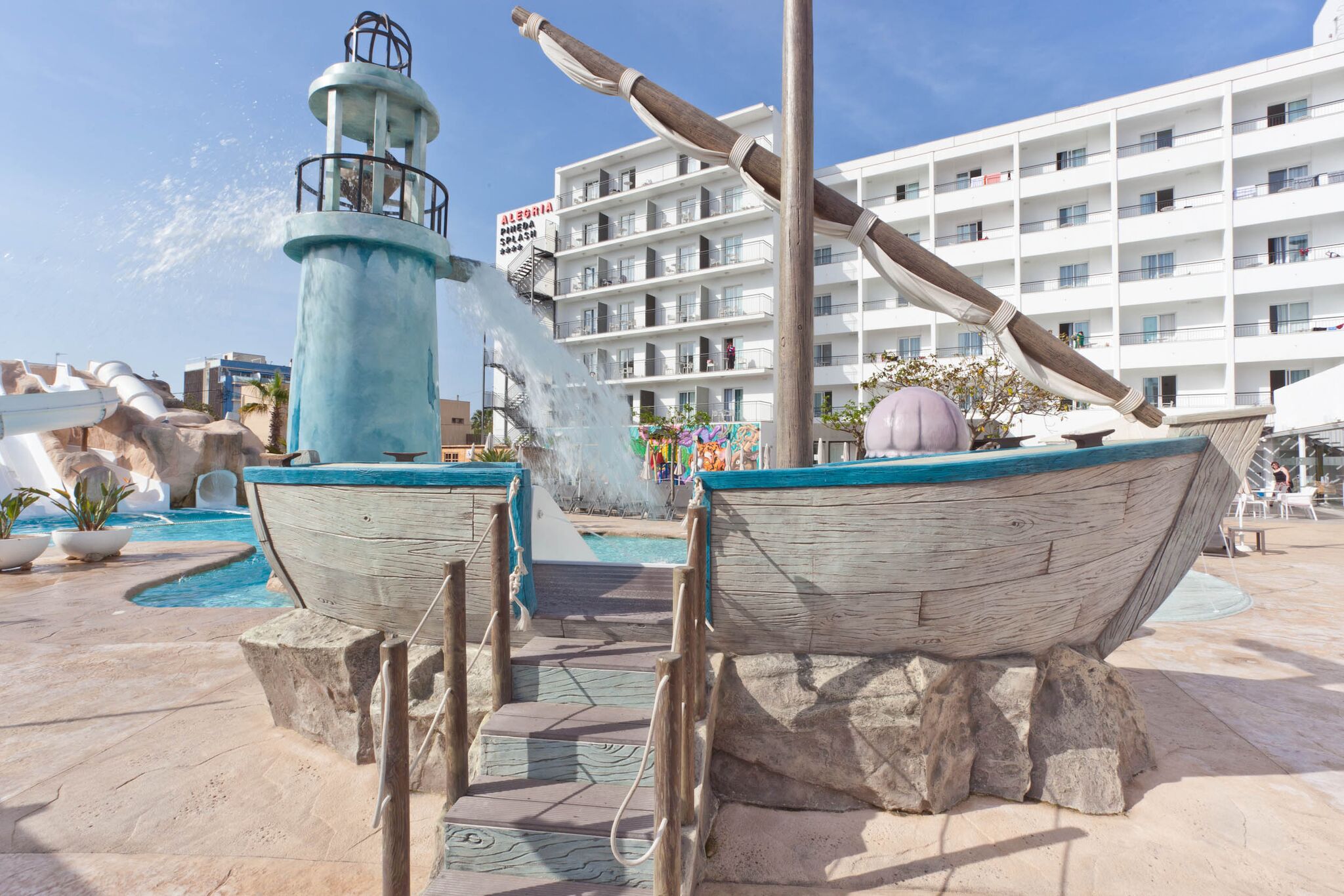 Piscina deschisă