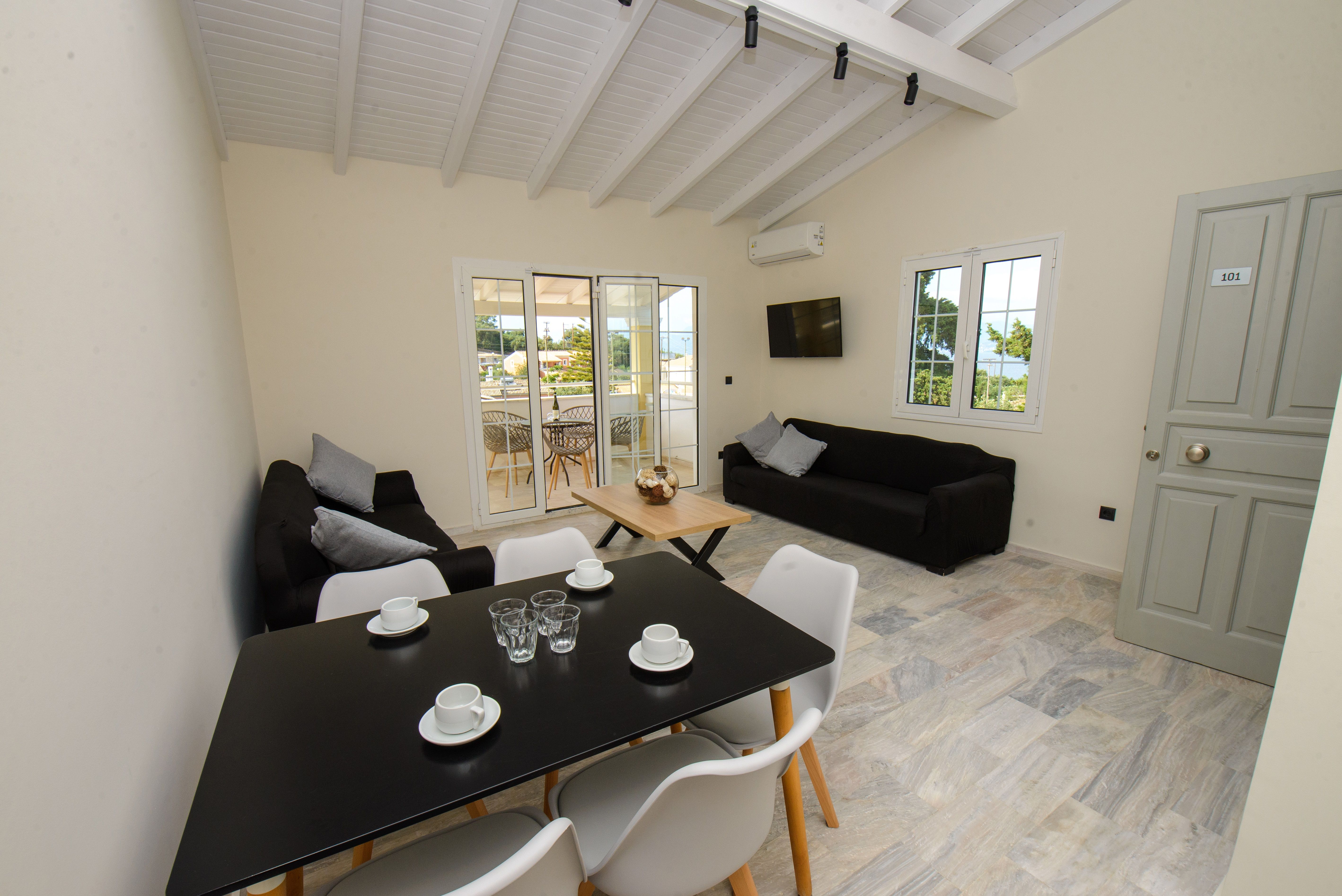 TWO BEDROOM APARTMENT 5 PAX