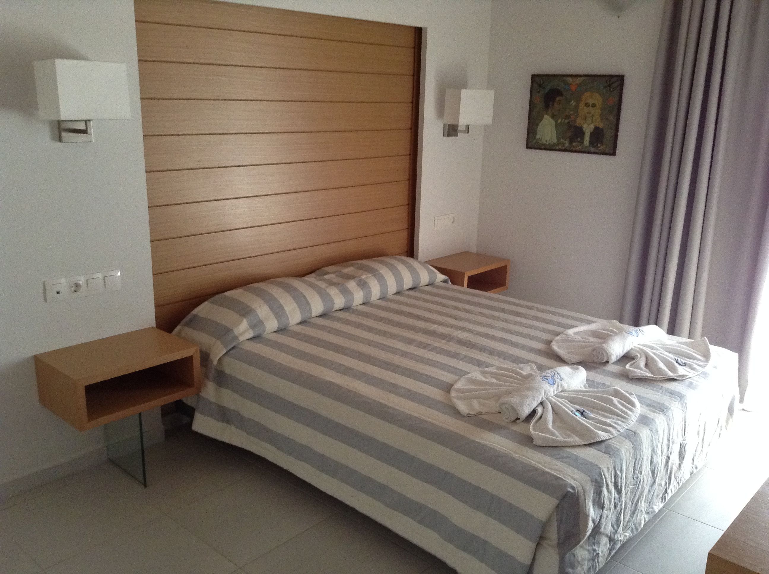 FAMILY 2 ROOMS 