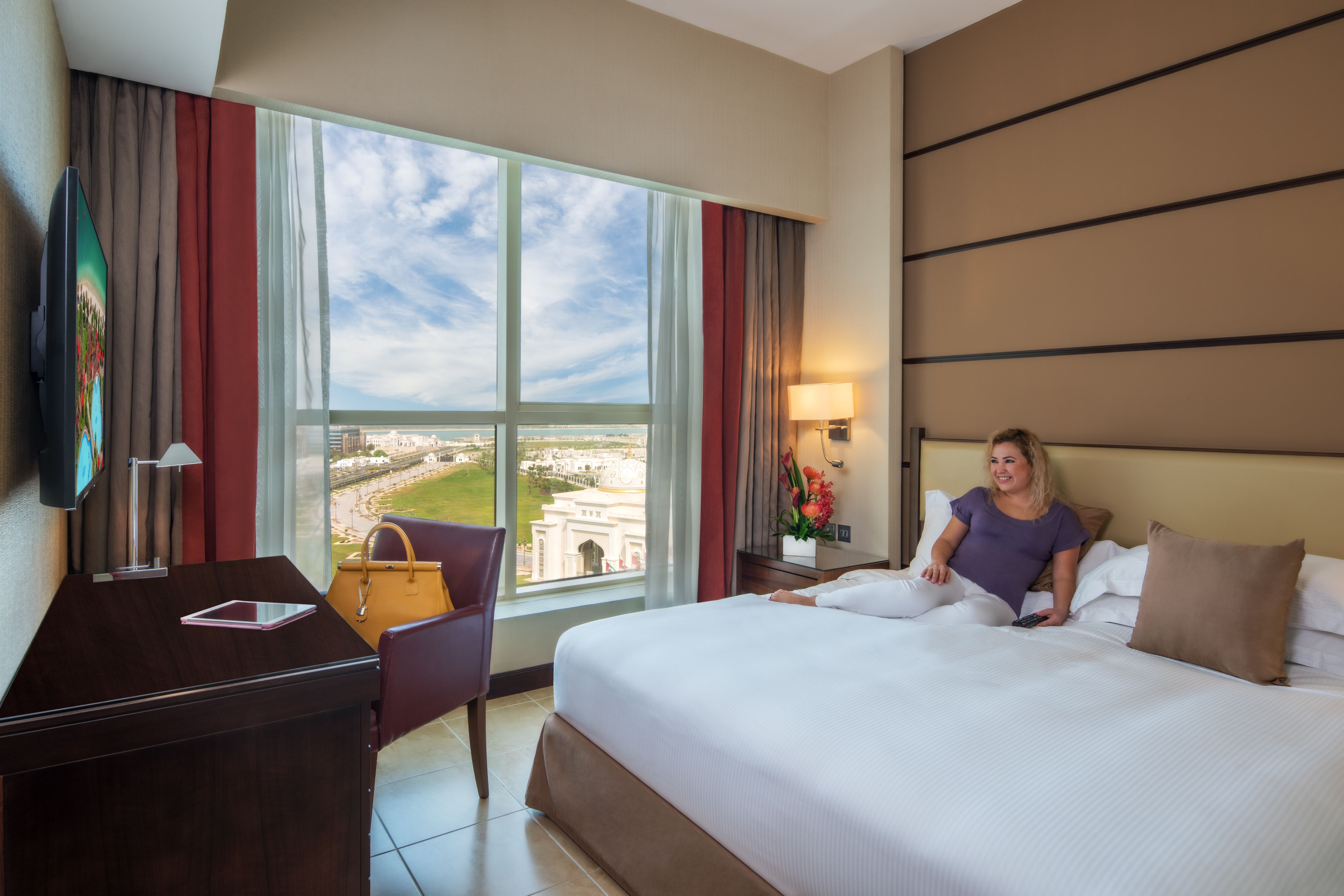 ONE BEDROOM SUITE
