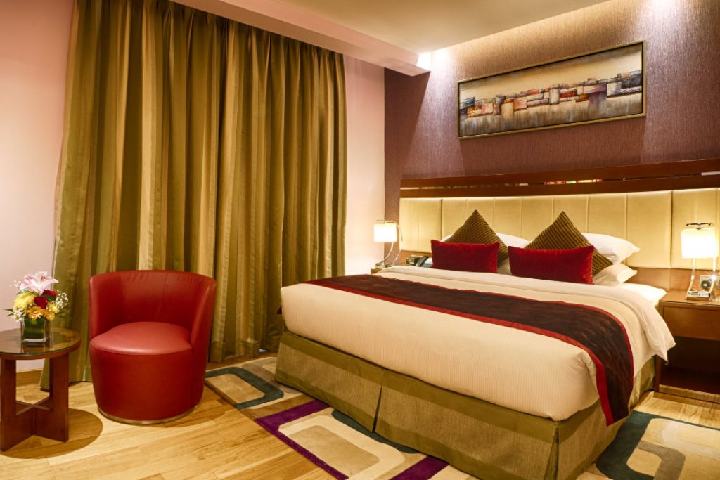 Deluxe One Bedroom Suite