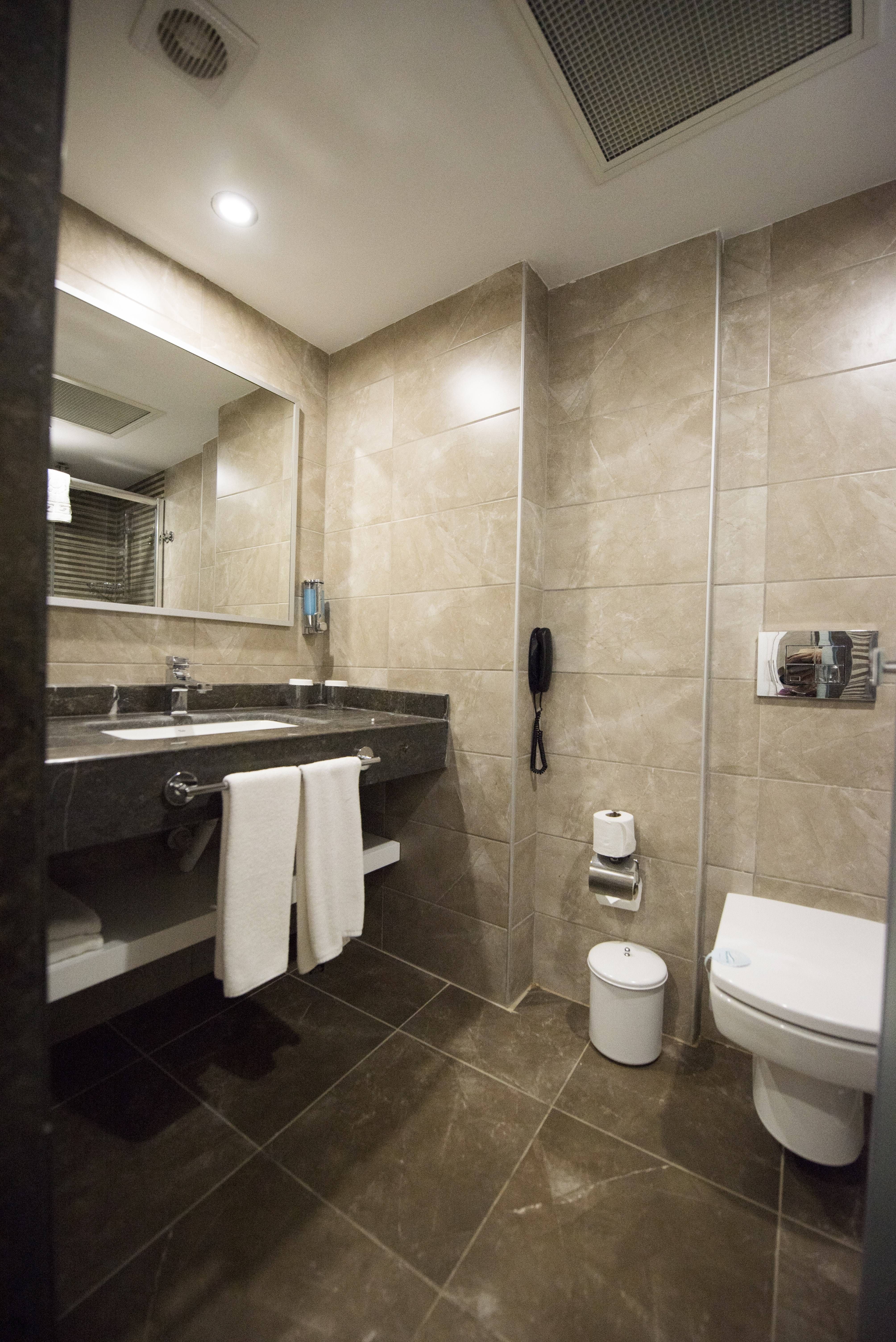 STANDARD PLUS ROOM