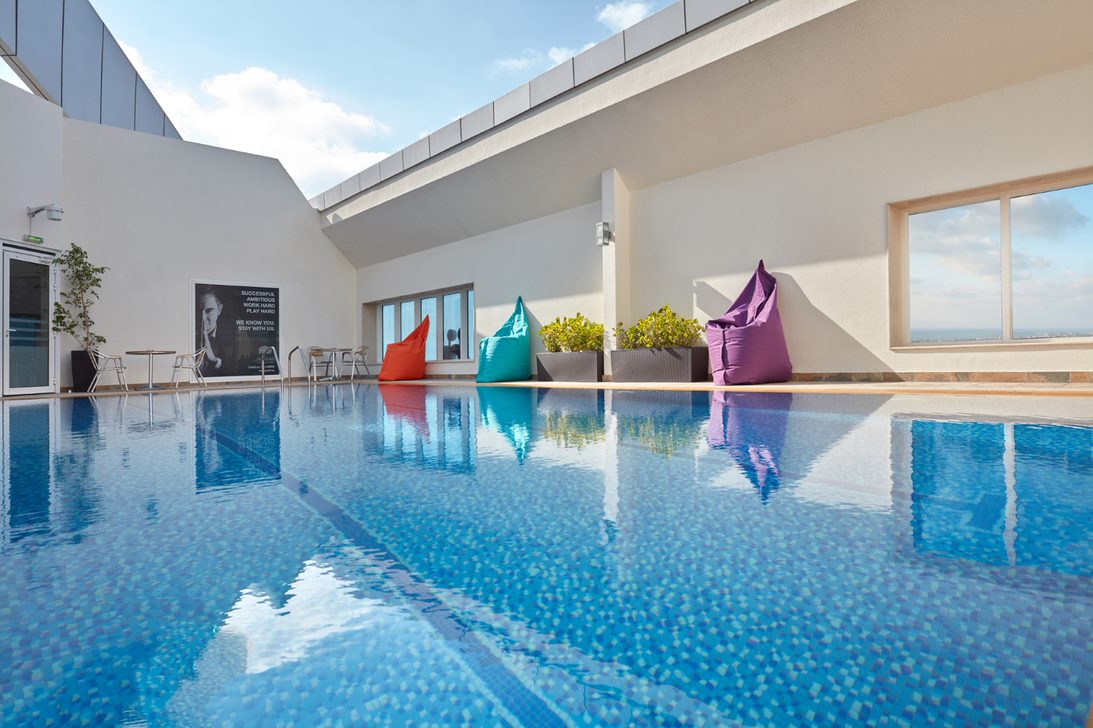 Piscina deschisă