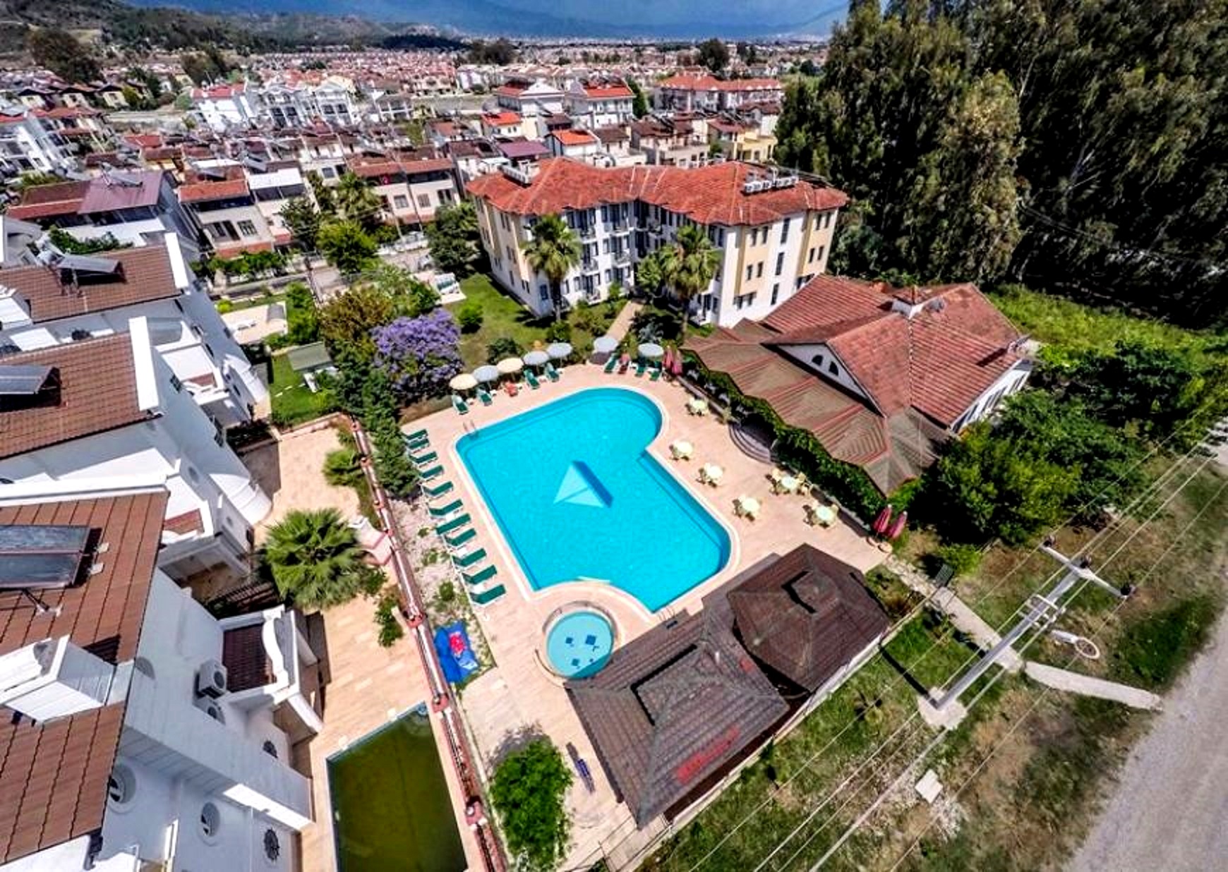 Piscina deschisă