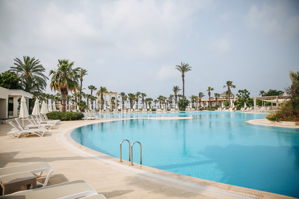 Piscina deschisă