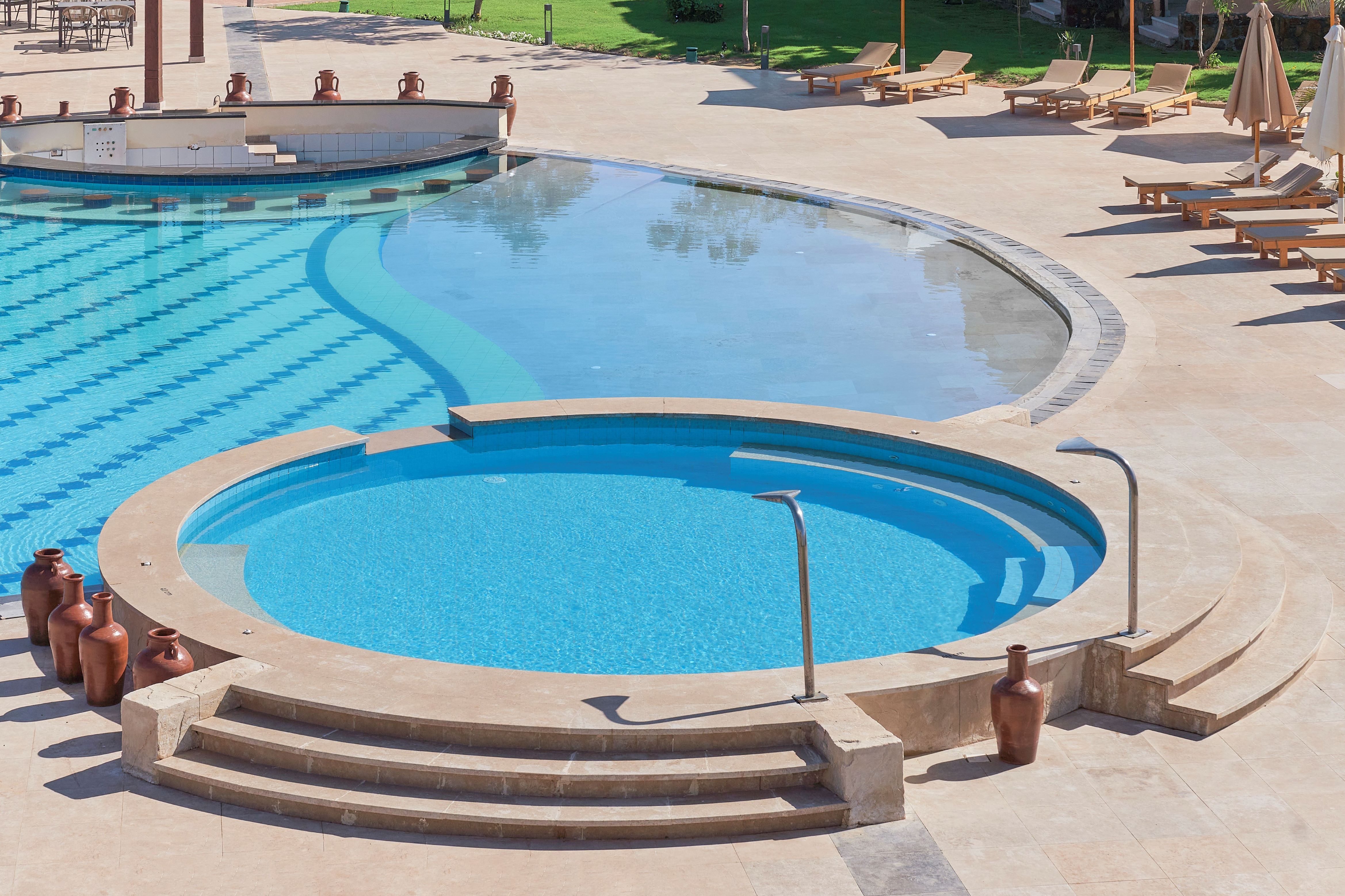Piscina deschisă