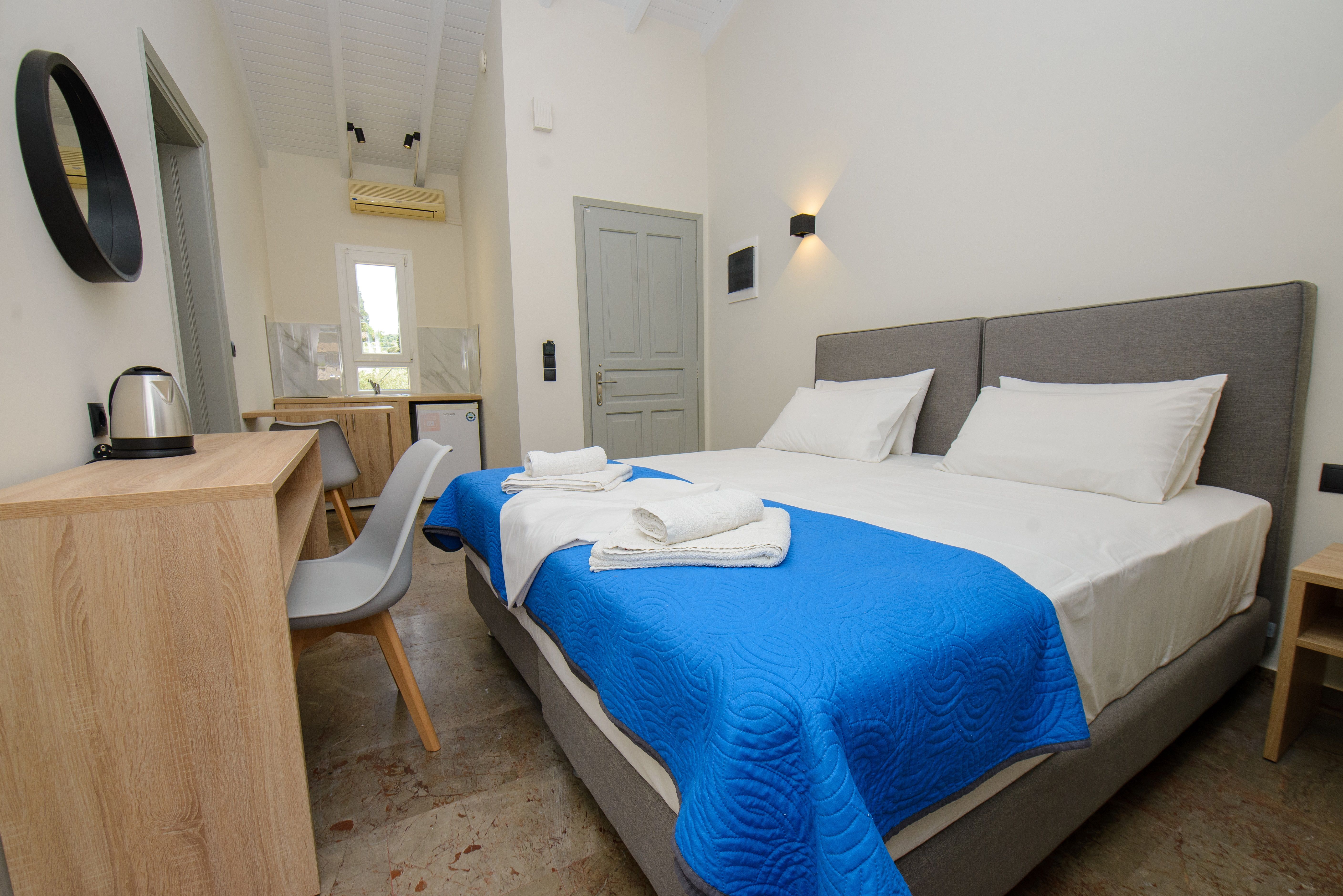 1 BEDROOM APARTMENTS