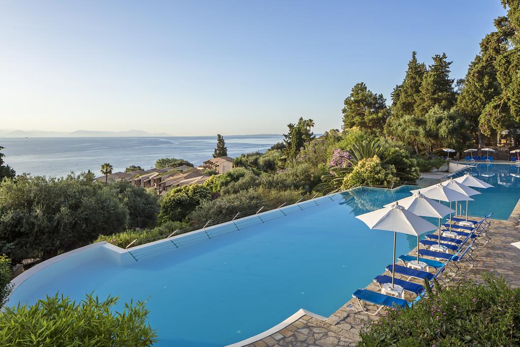 ab piscina.jpg