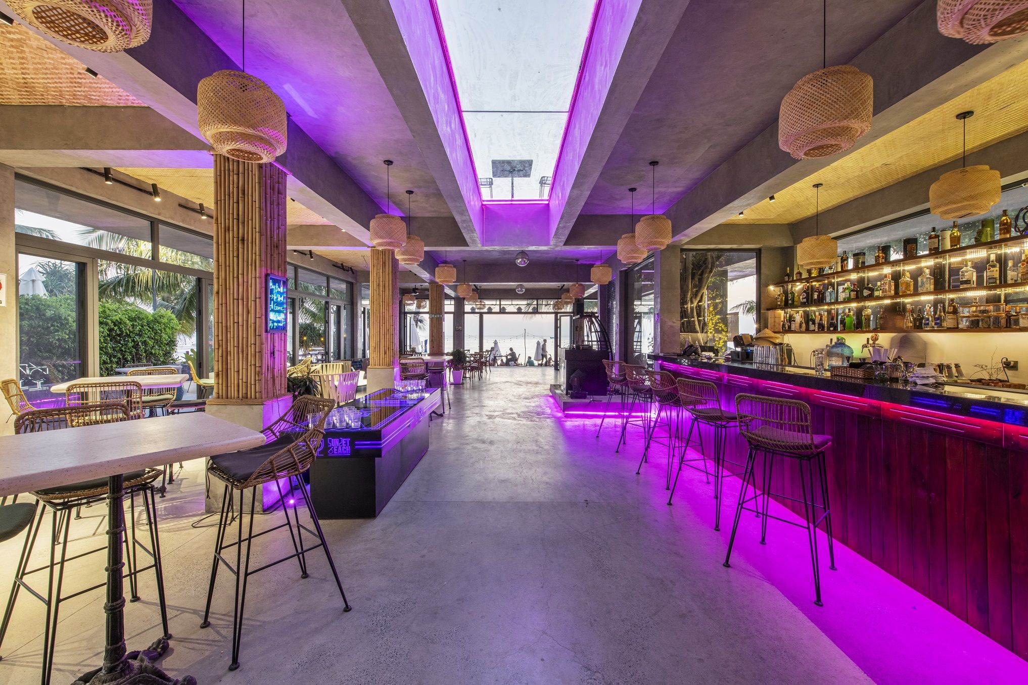 Sunset Beach Bar