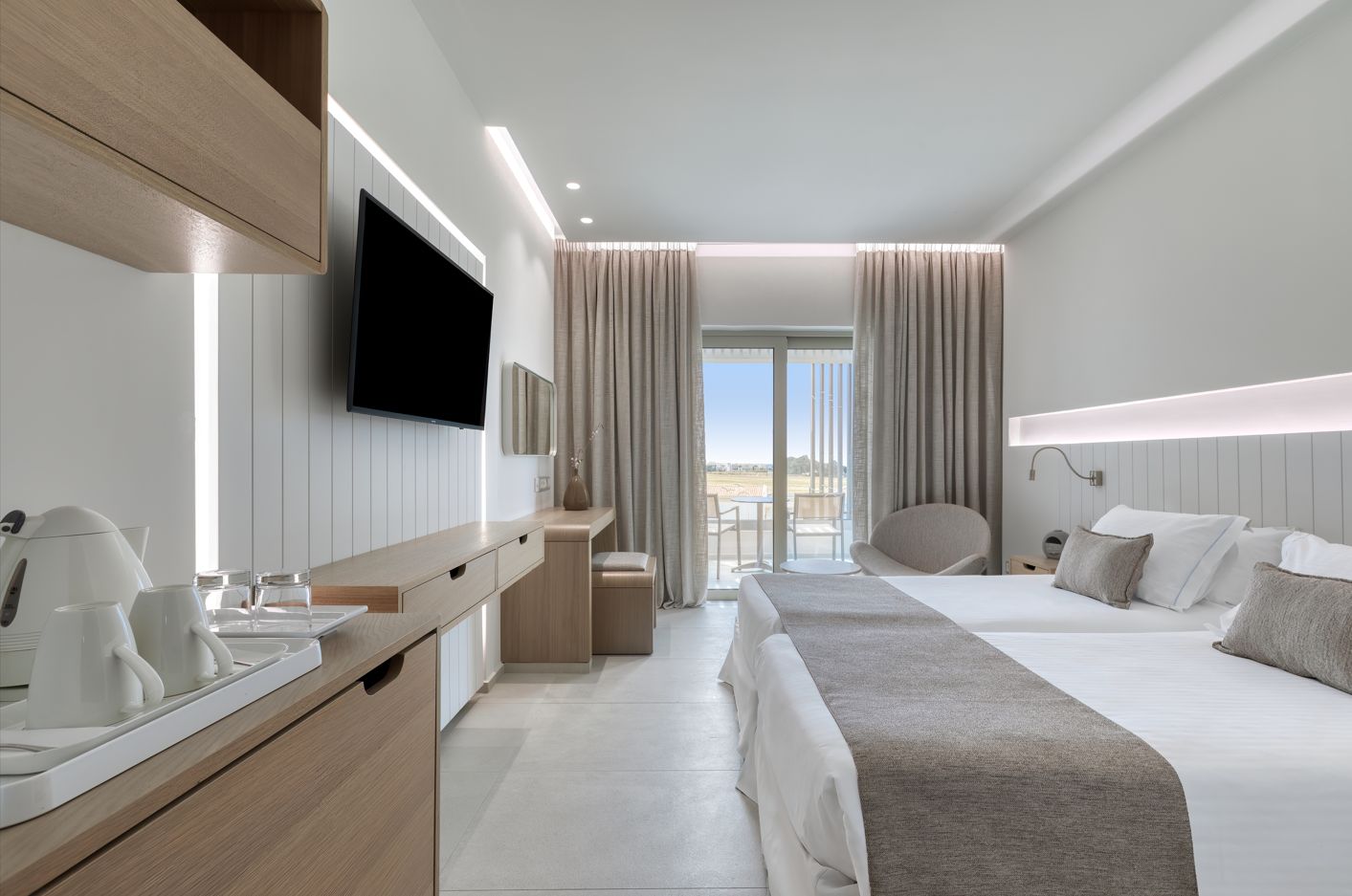 Deluxe Twin Room With Balcony or Terrace