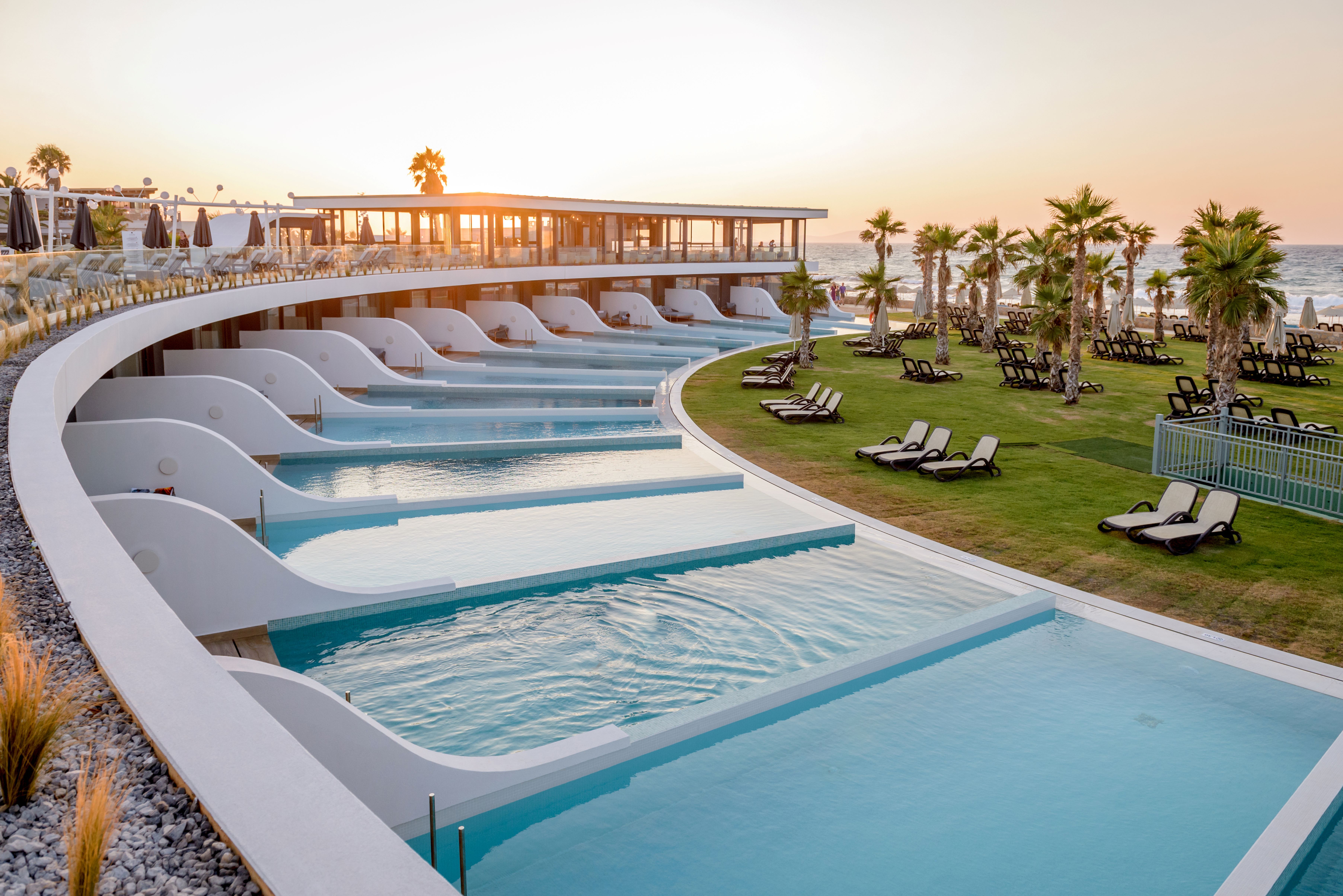 Deluxe Junior Suite Beachfront with Individual Pool 