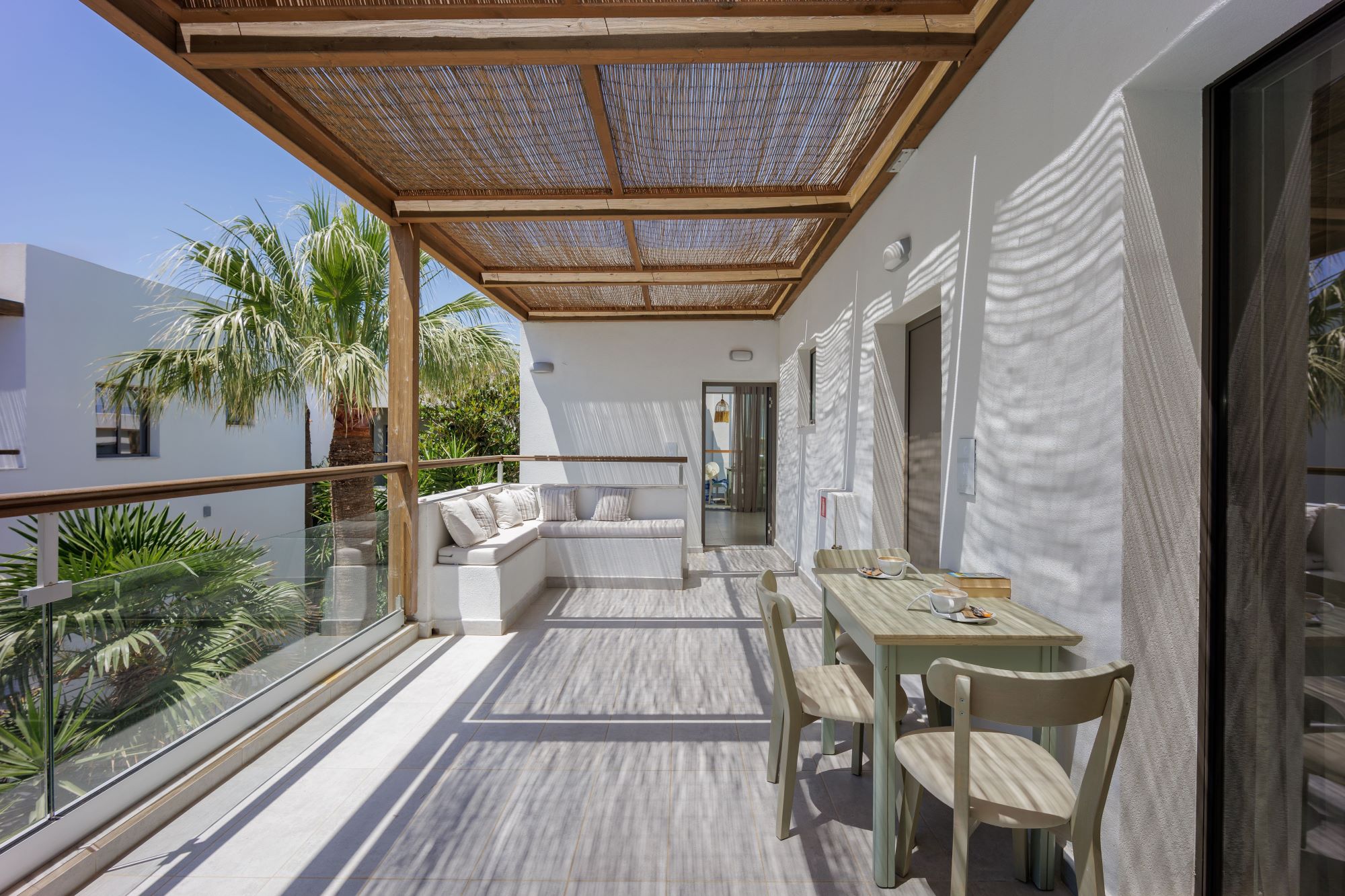 DOUBLE SUPERIOR STUDIO BALCONY OR TERRACE
