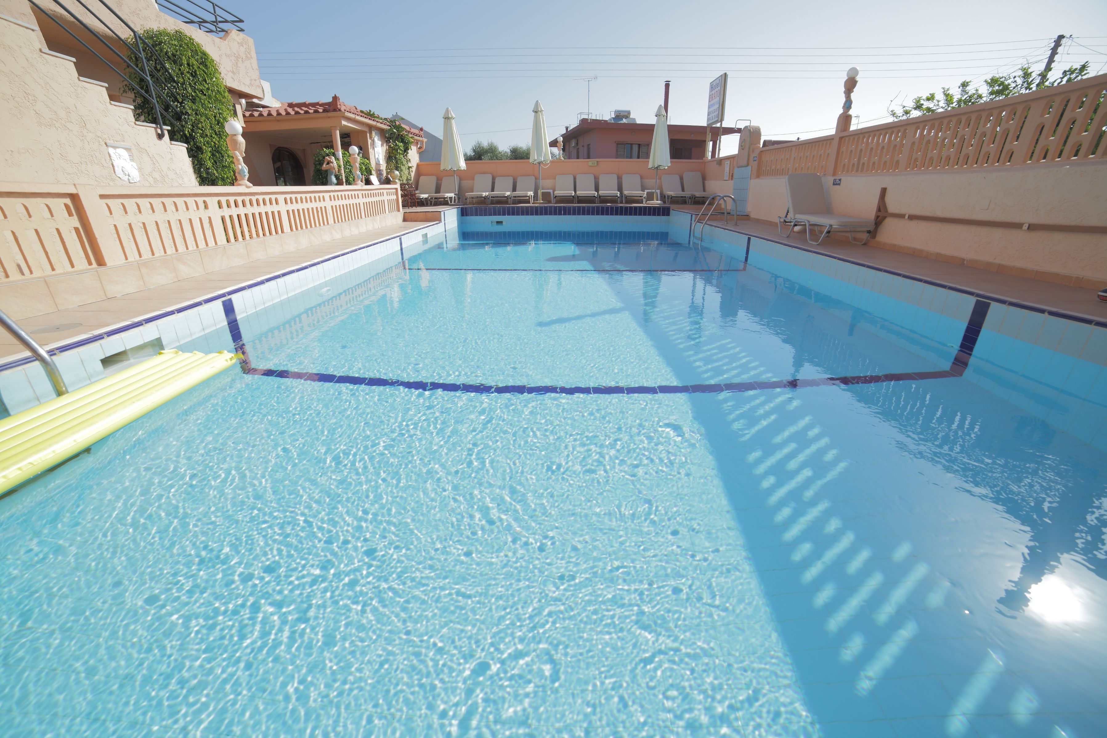 Piscina deschisă