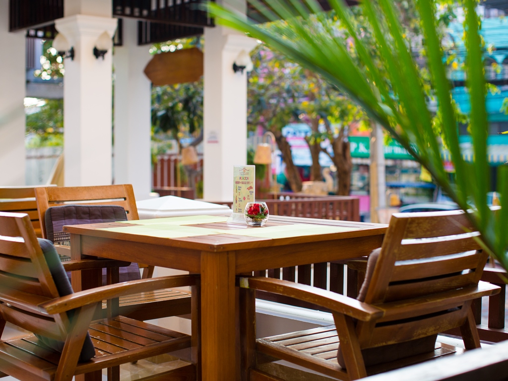 Aiyara Restaurant