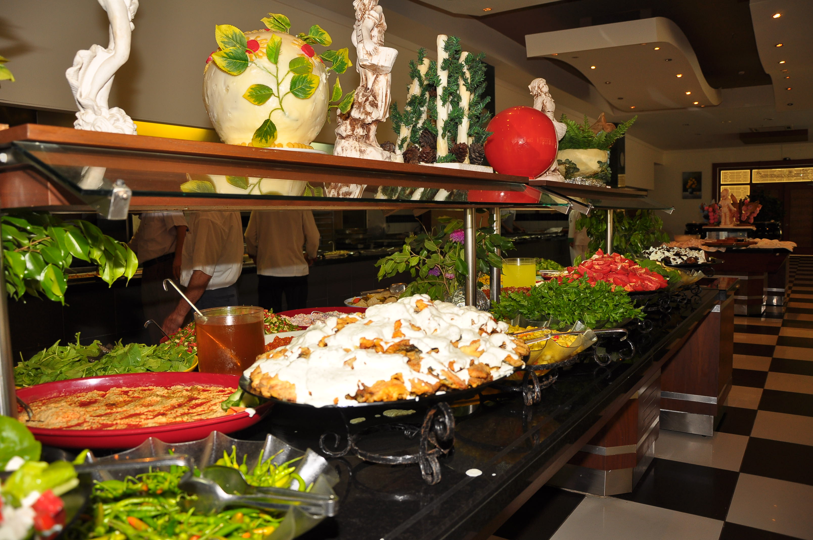 MAIN  RESTAURANT
