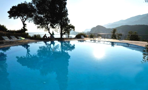 Corfu, Hotel Blue Princess Suites, piscina.jpg