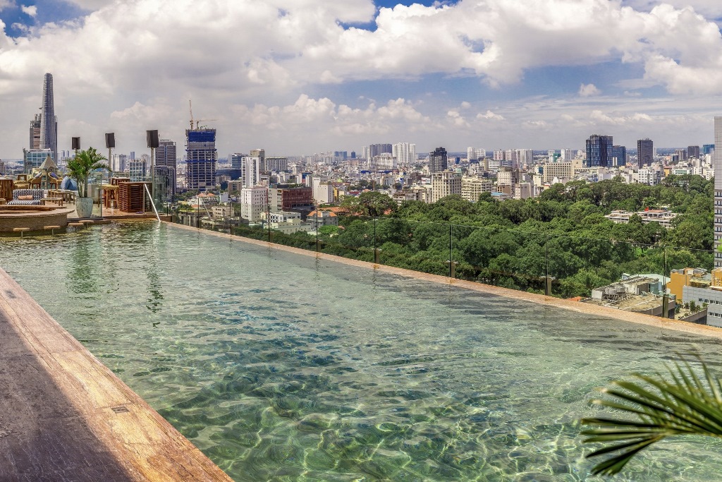Social Club Rooftop Bar