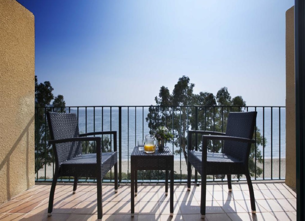 DOUBLE WITH FRONT SEA VIEW