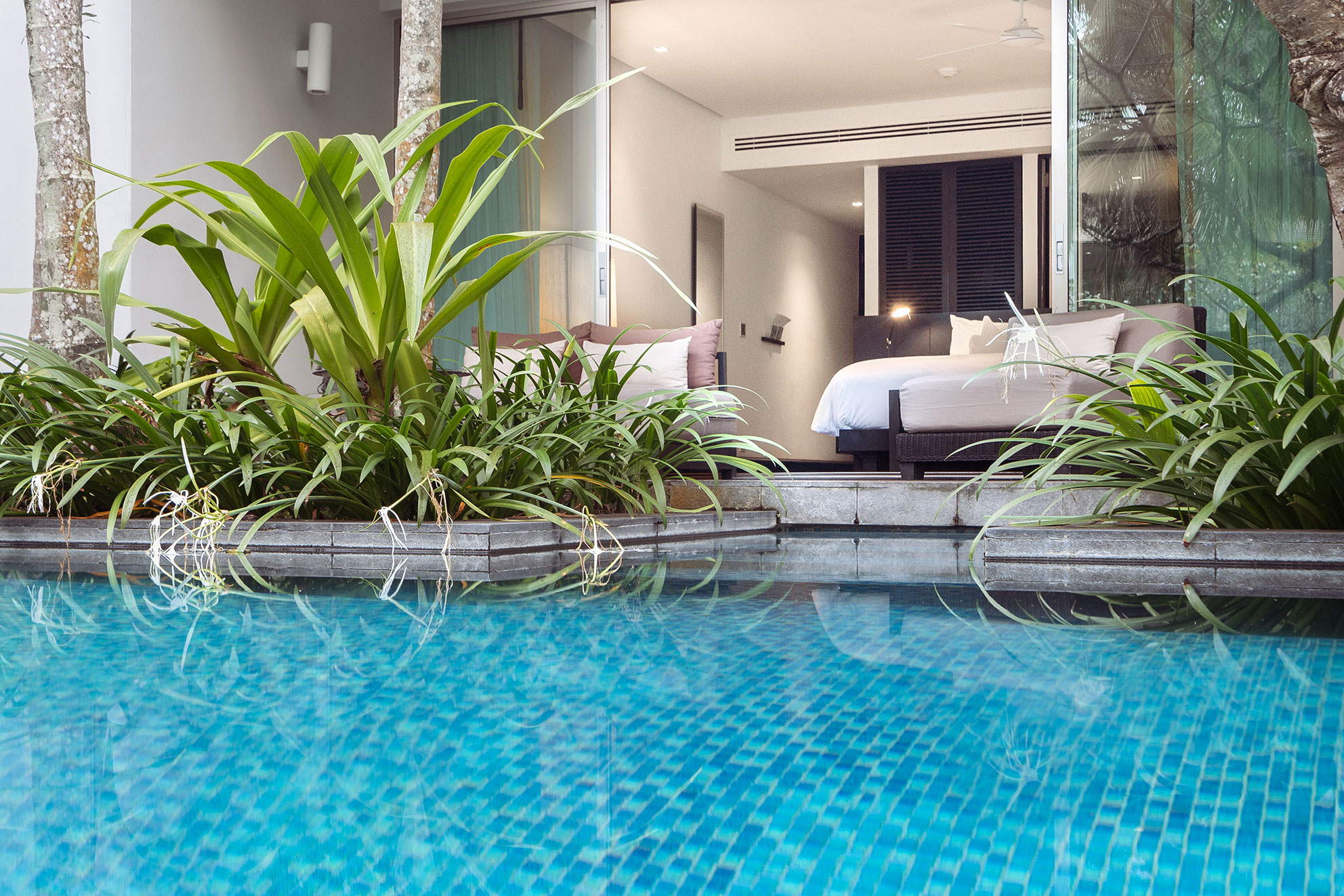 Lagoon Deluxe