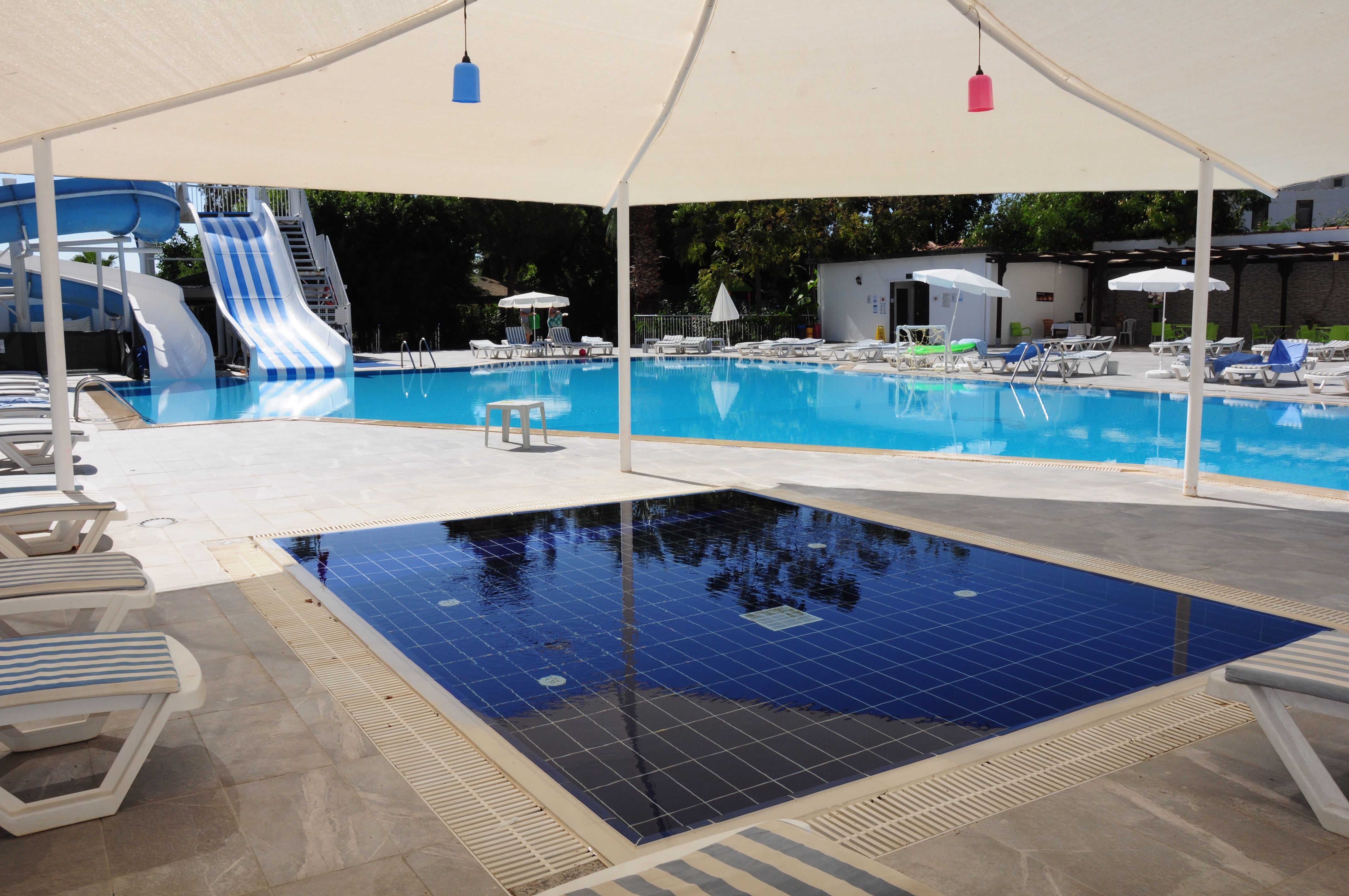 Piscina deschisă