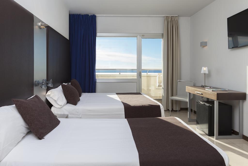 TRIPLE ROOM SEA VIEW