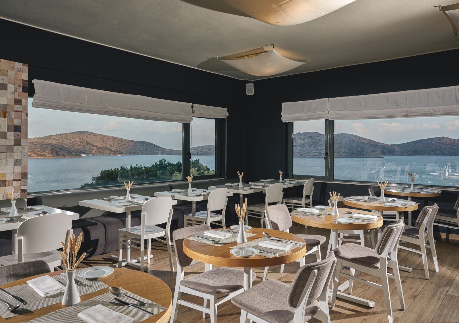 Island Main Restaurant
