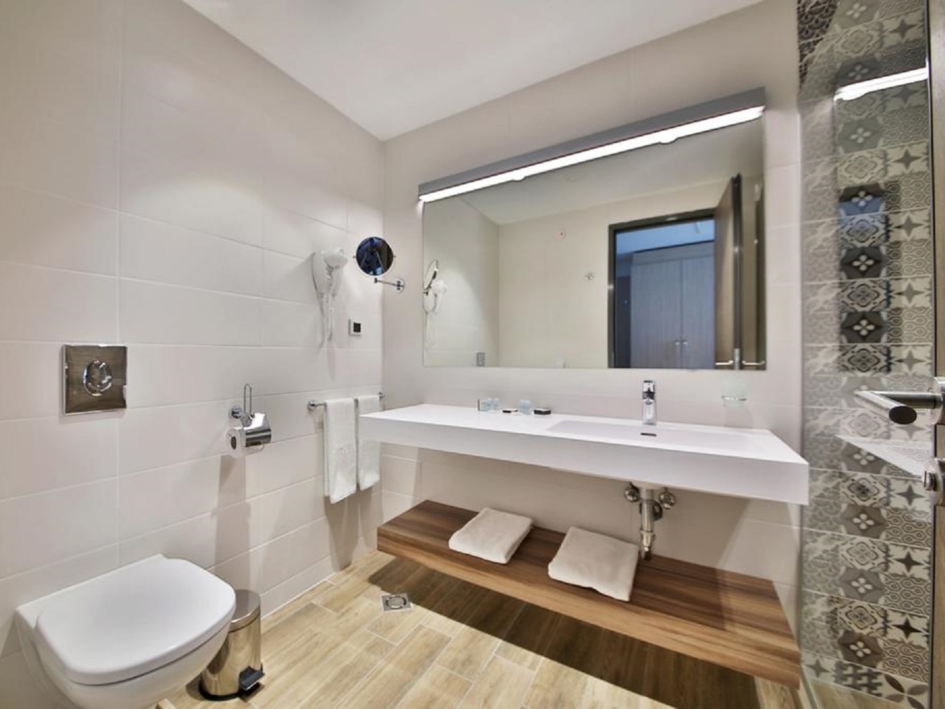 Superior Room (LateralSeaView, Balcony or Terrace)