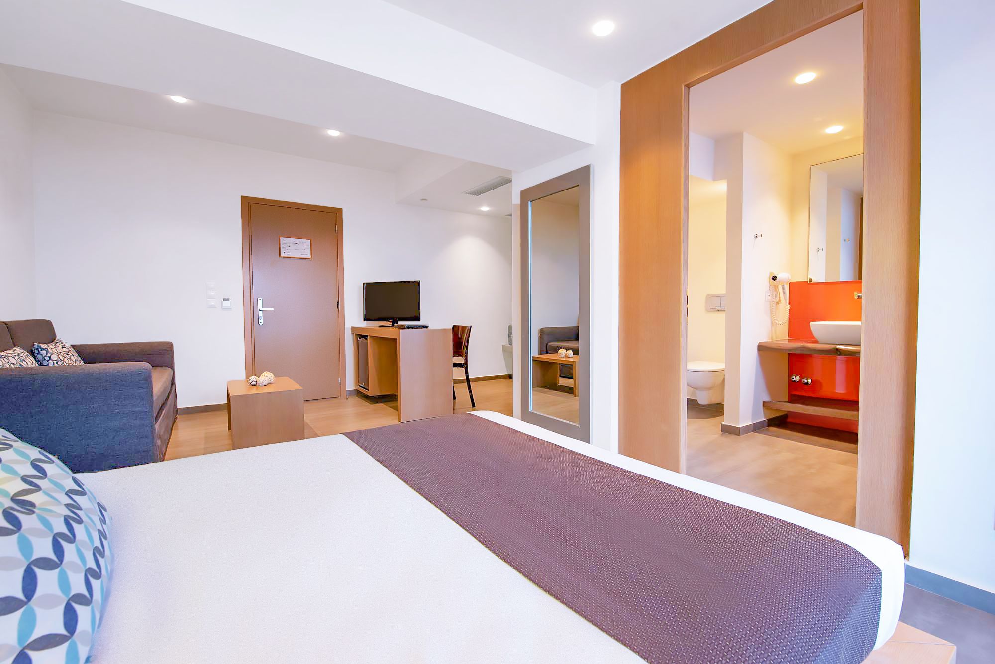 JUNIOR SUITE OPEN PLAN MV/SV 