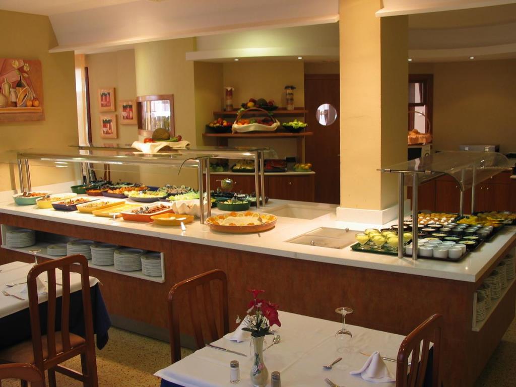 RESTAURANT - BUFFET