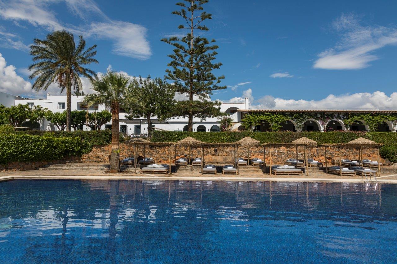 Piscina deschisă