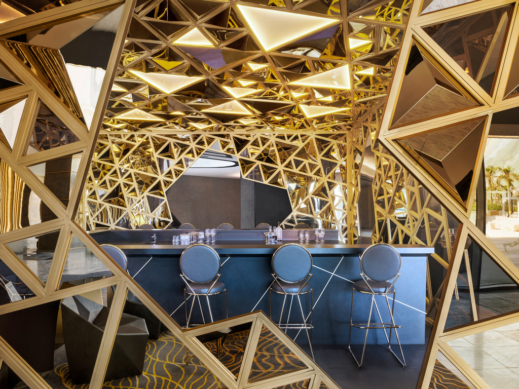 W Lounge