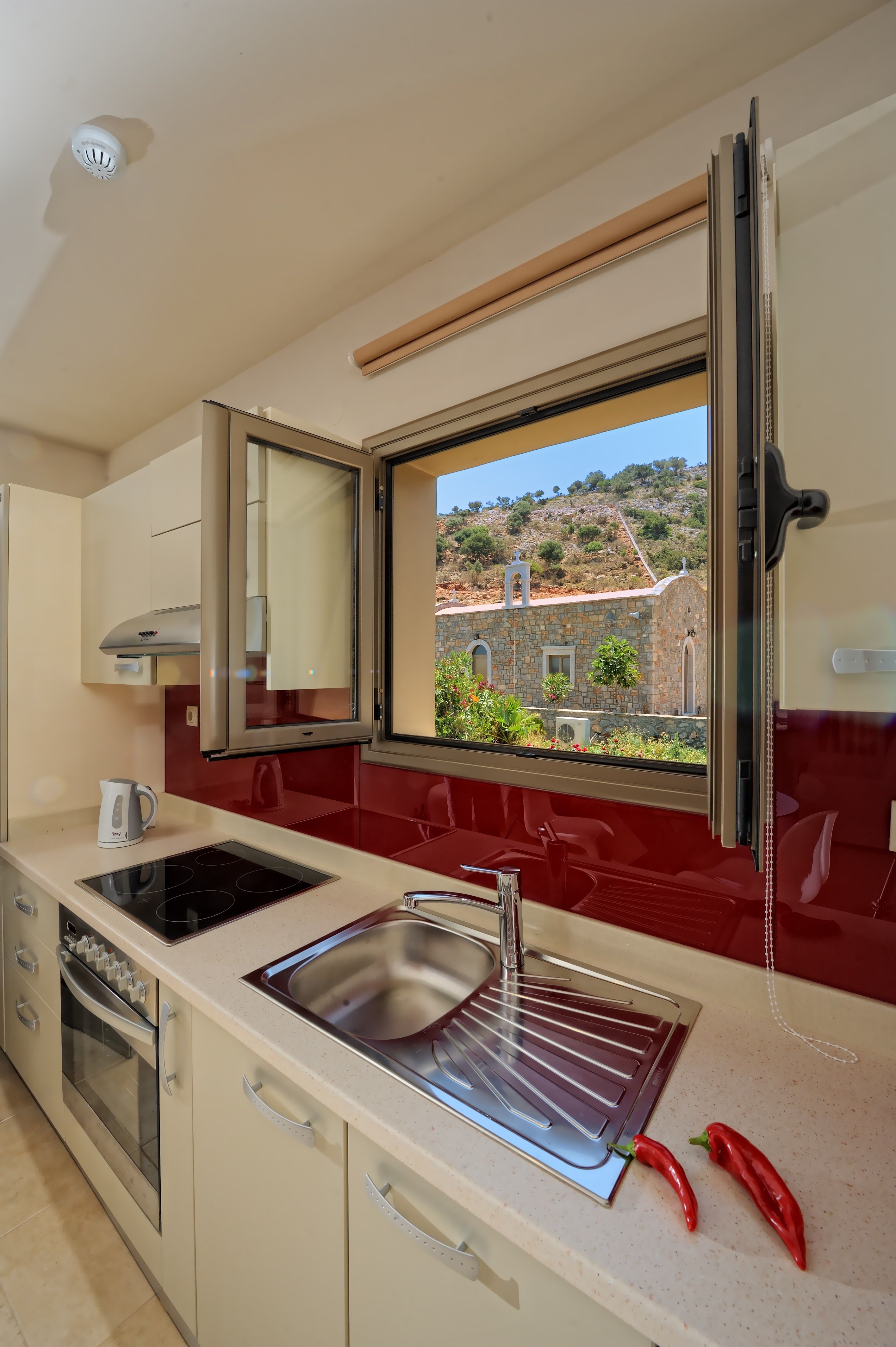 Deluxe Suite Pool View