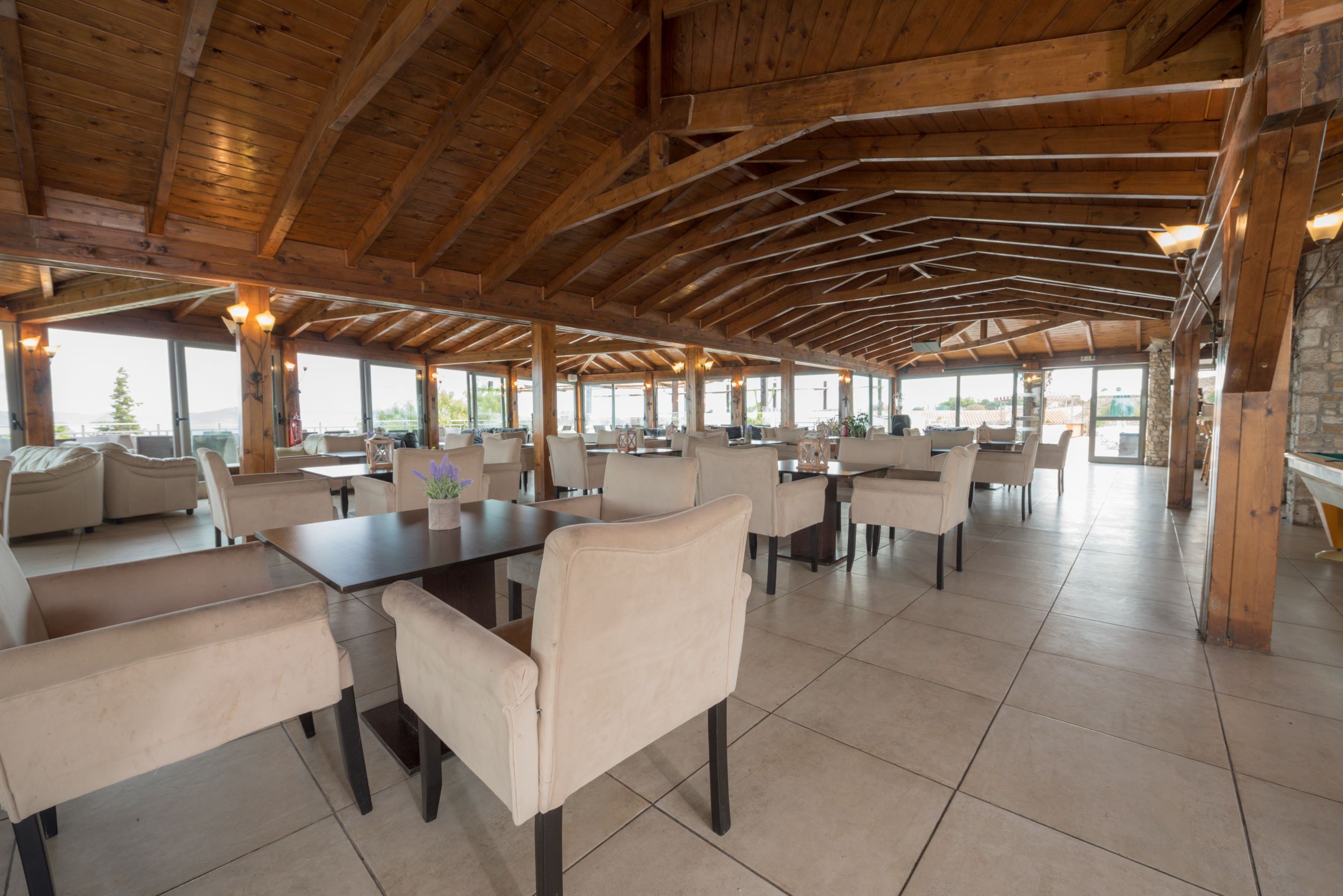 POOL BAR