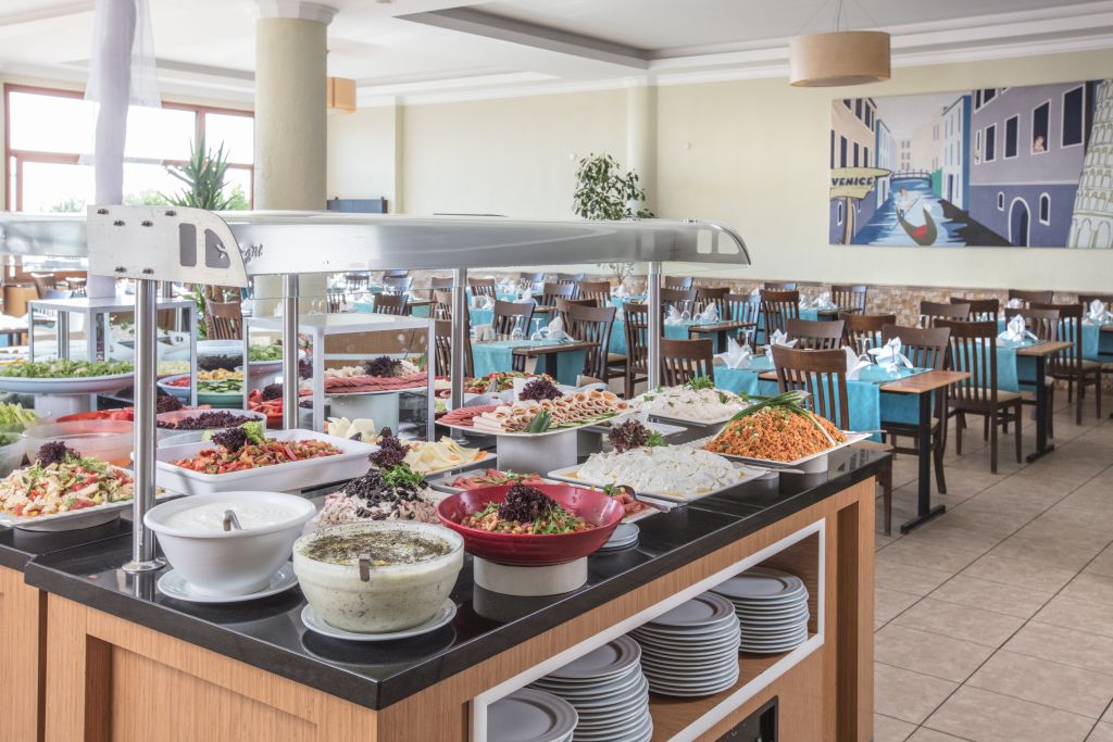 MAIN RESTAURANT
