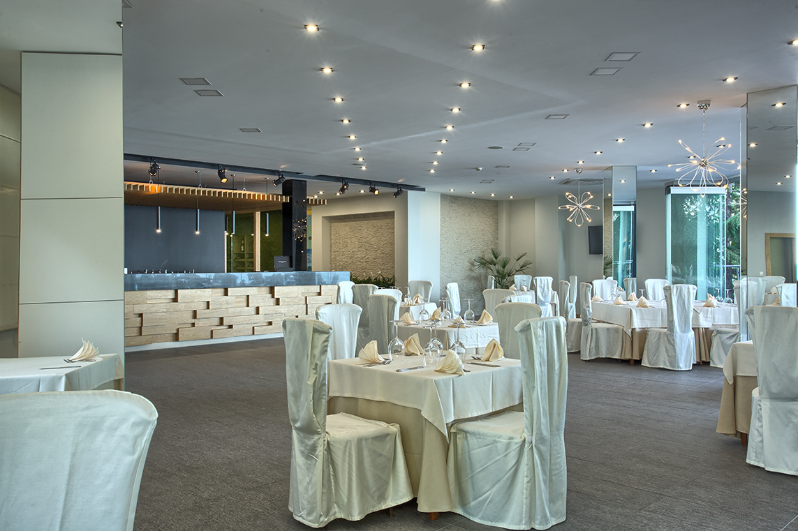 A LA CARTE RESTAURANT