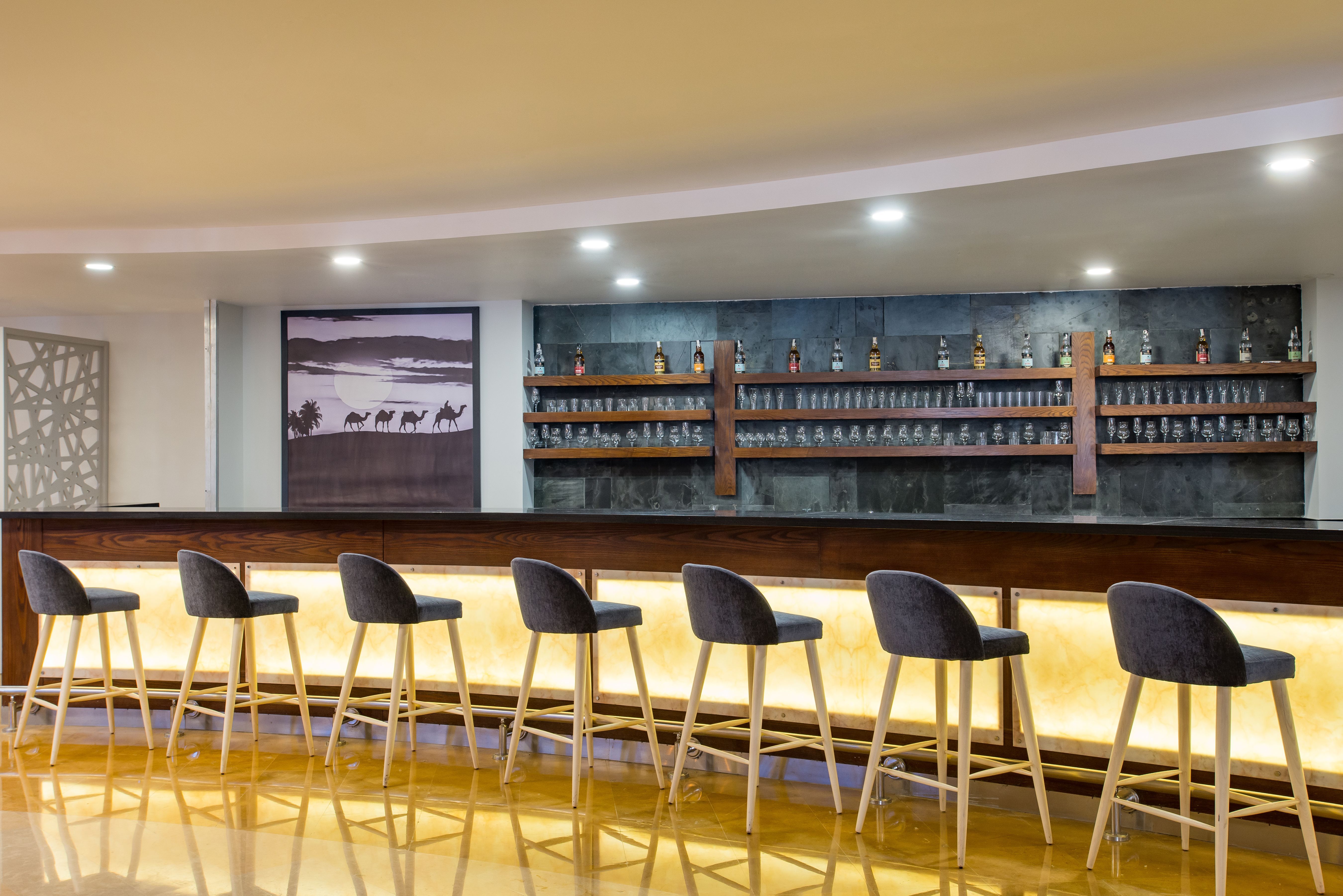The Lounge Lobby Bar