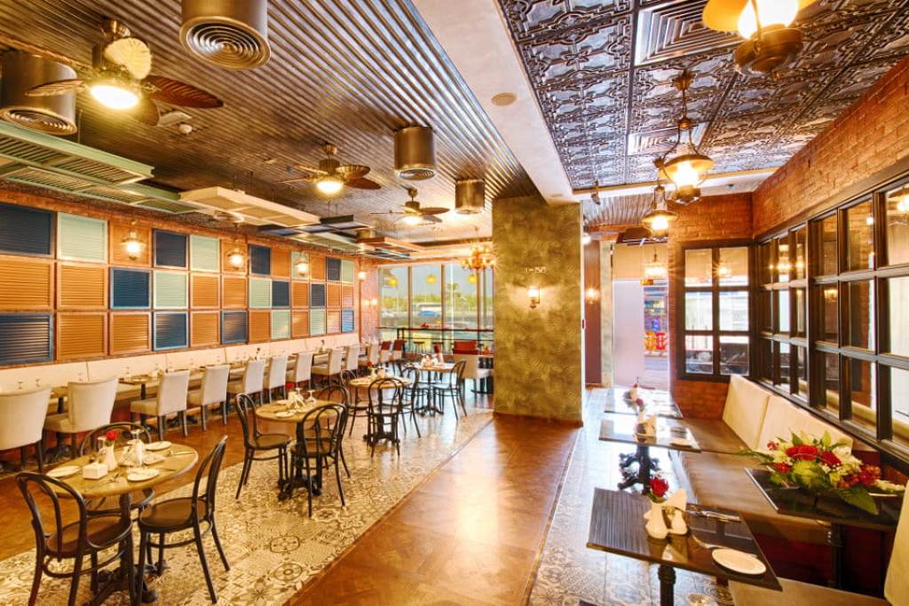 Golden Fork Restaurent