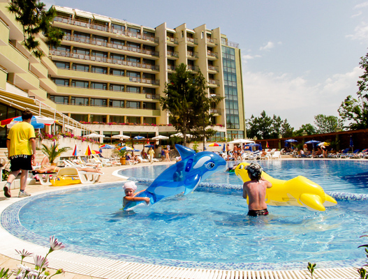 Nisipurile de Aur, Hotel Edelweiss, piscina pentru copii.jpg