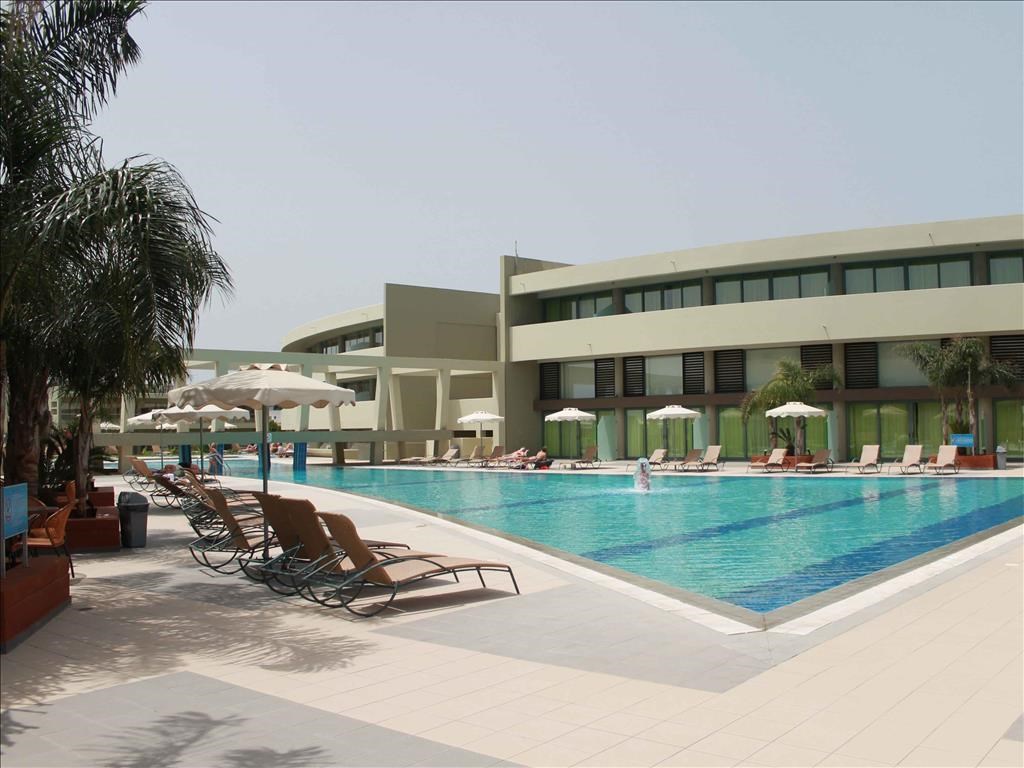 Piscina deschisă
