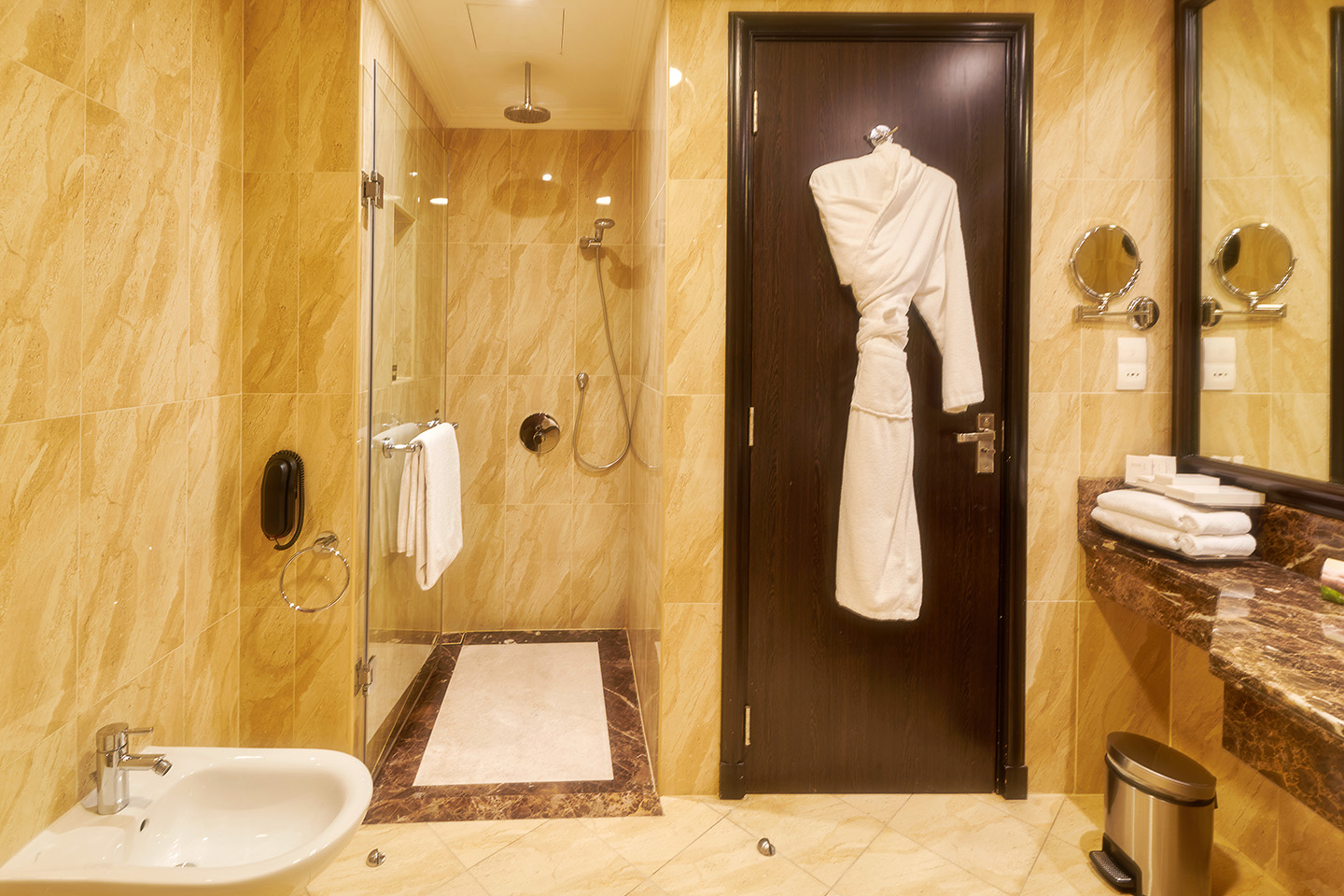 One Bedroom Suite 