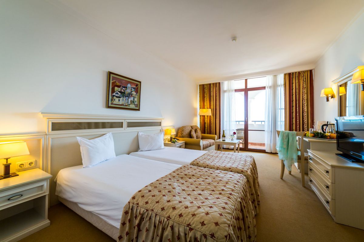 Standard Room (SeaView, Balcony)