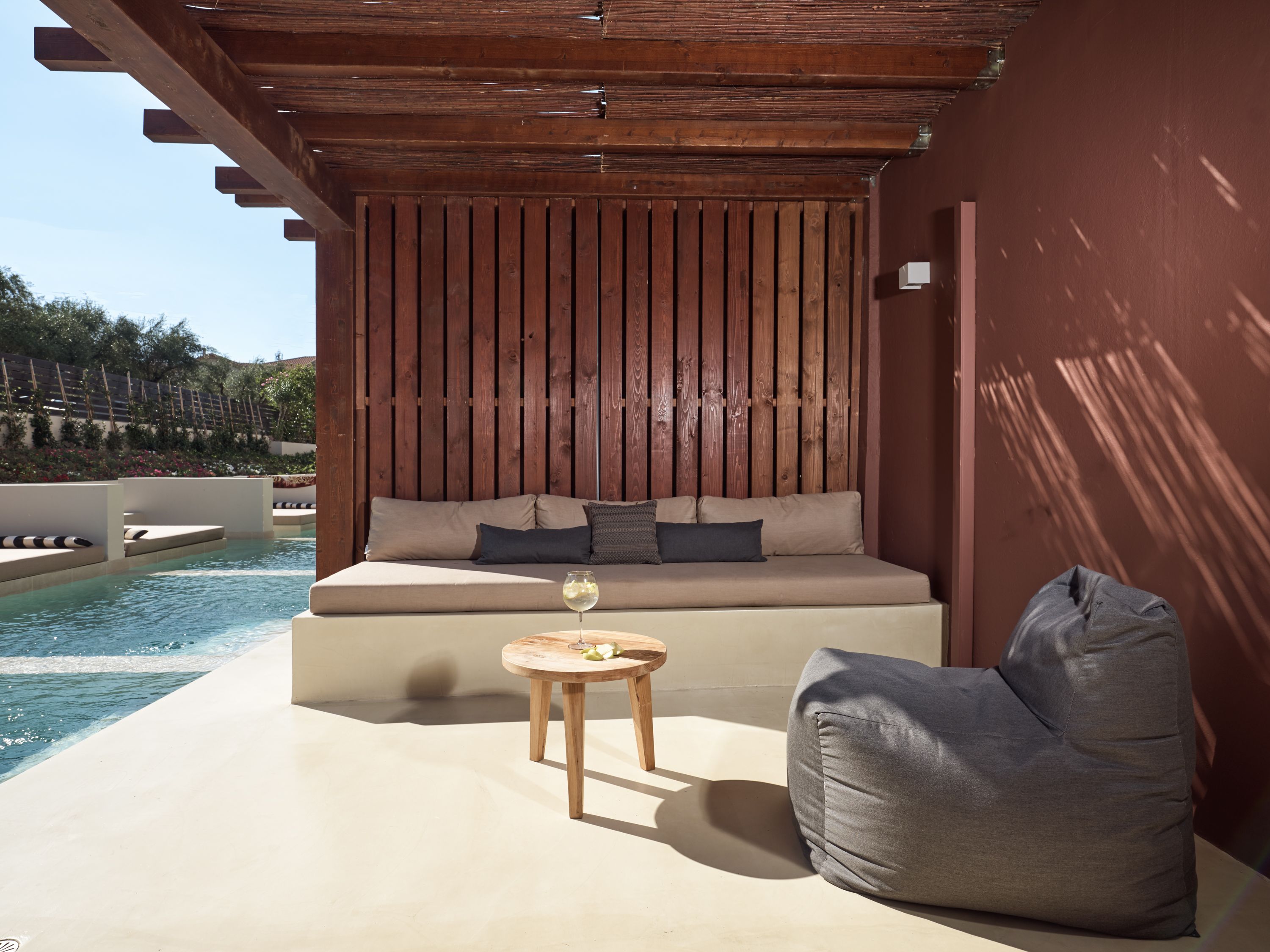 room double superior swim up pool