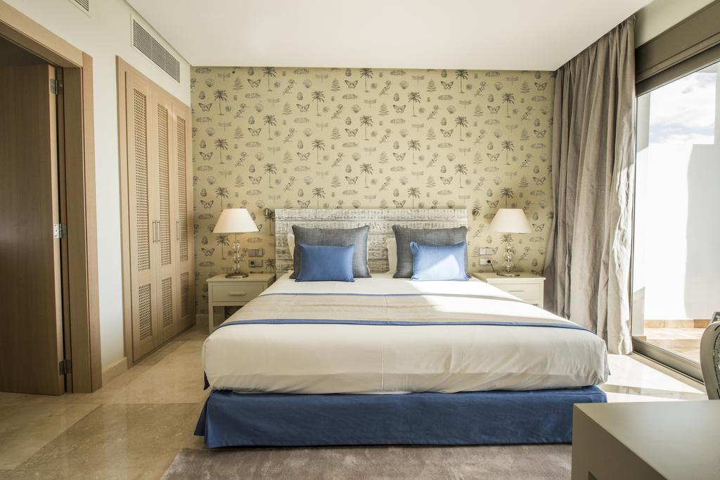 3 BEDROOMS SUITE SEA VIEW